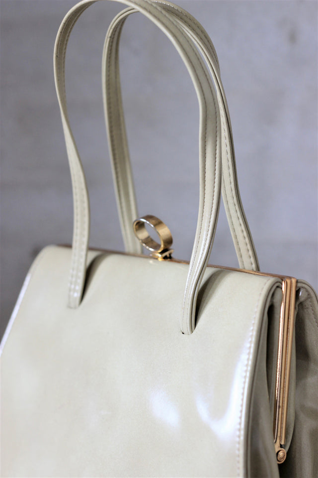 Vintage 1950's Ivory Top Handle Bag/Purse
