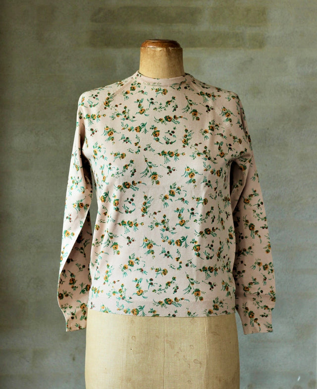 1970s DEADSTOCK Vtg. Top With Yellow Green Rose Pattern//Size S