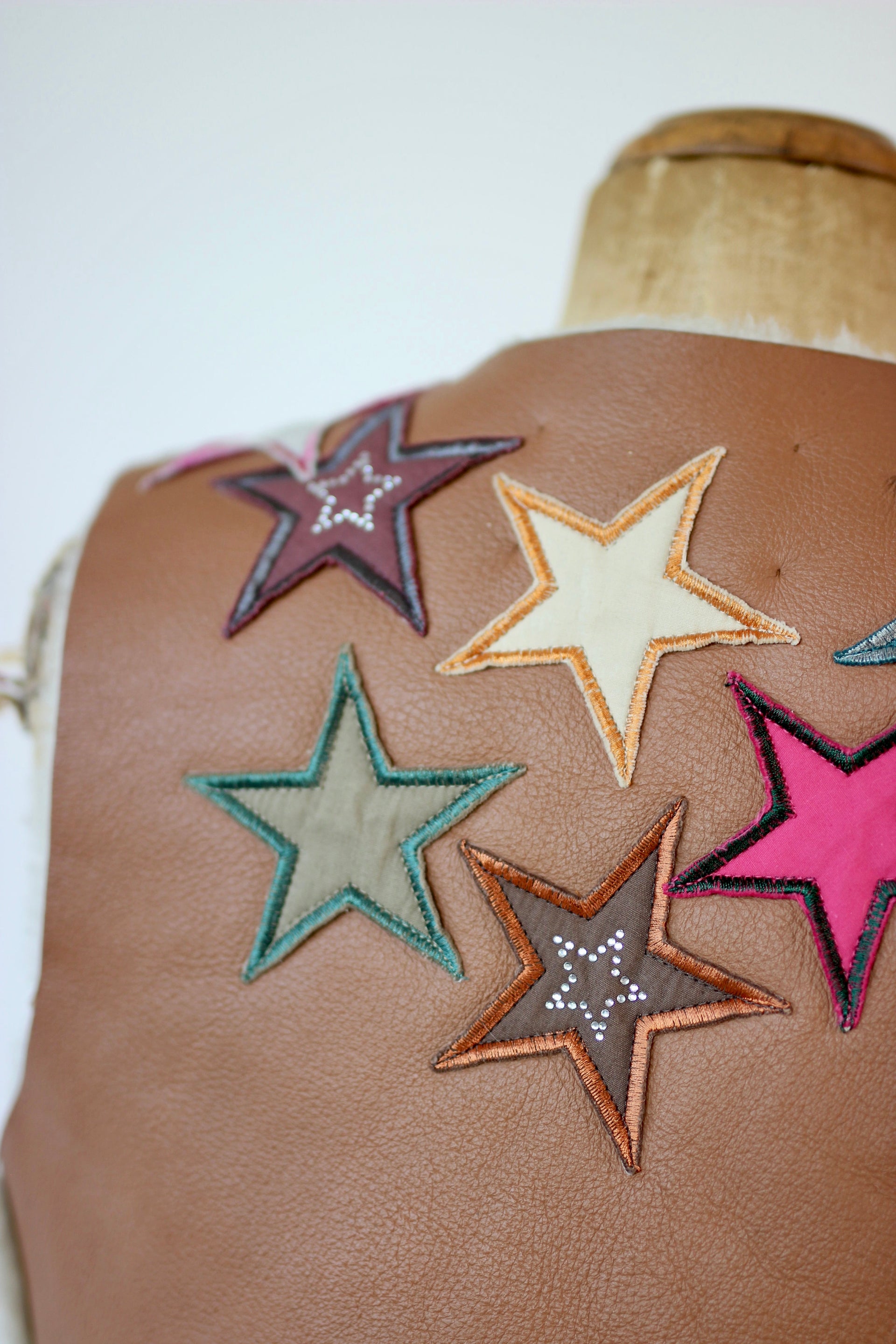 Y2K Vintage Brown Leather Vest with Star Applique //Size M