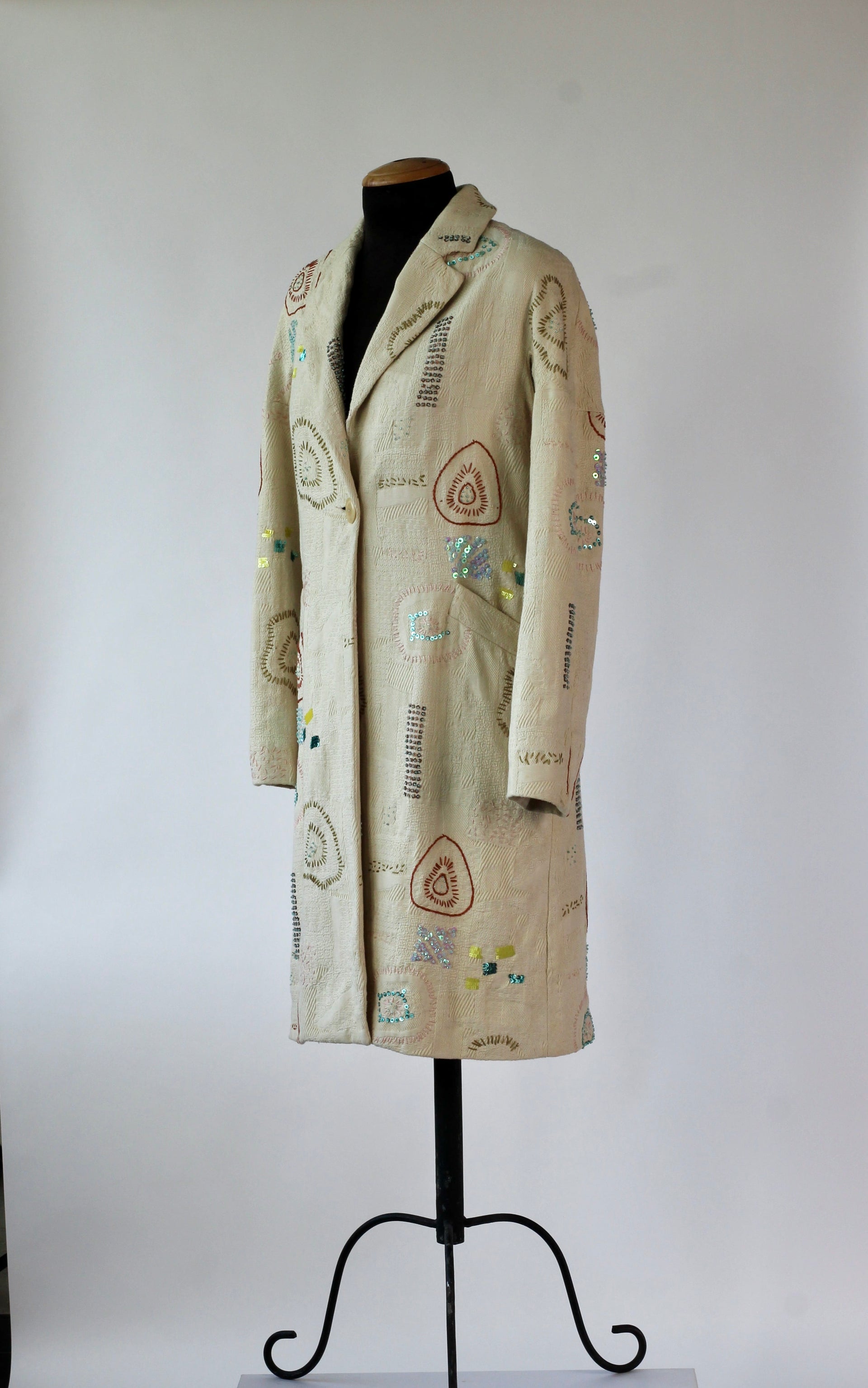 Y2K Embroidered Cream Coat//Danish Design //Size S/M