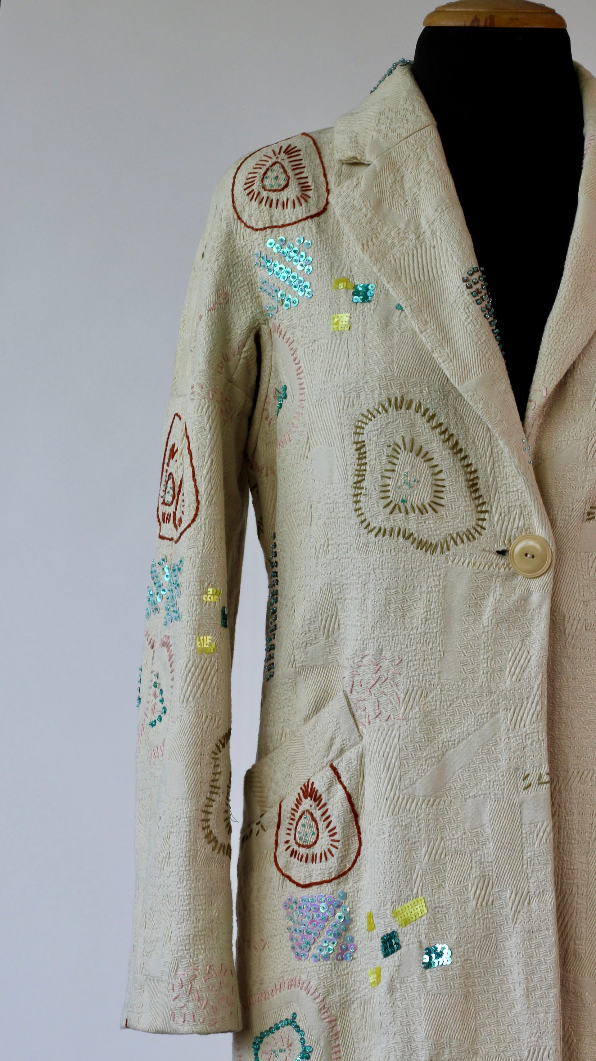 Y2K Embroidered Cream Coat//Danish Design //Size S/M