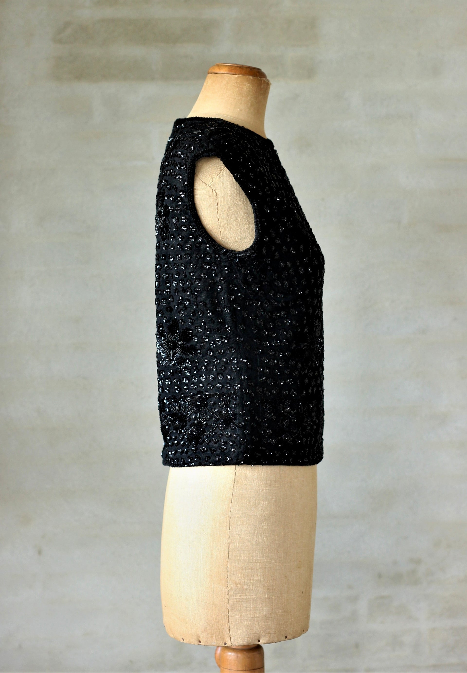 1960s Black Sequin Wool Top/Blouse/Beaded Flowers // Size M