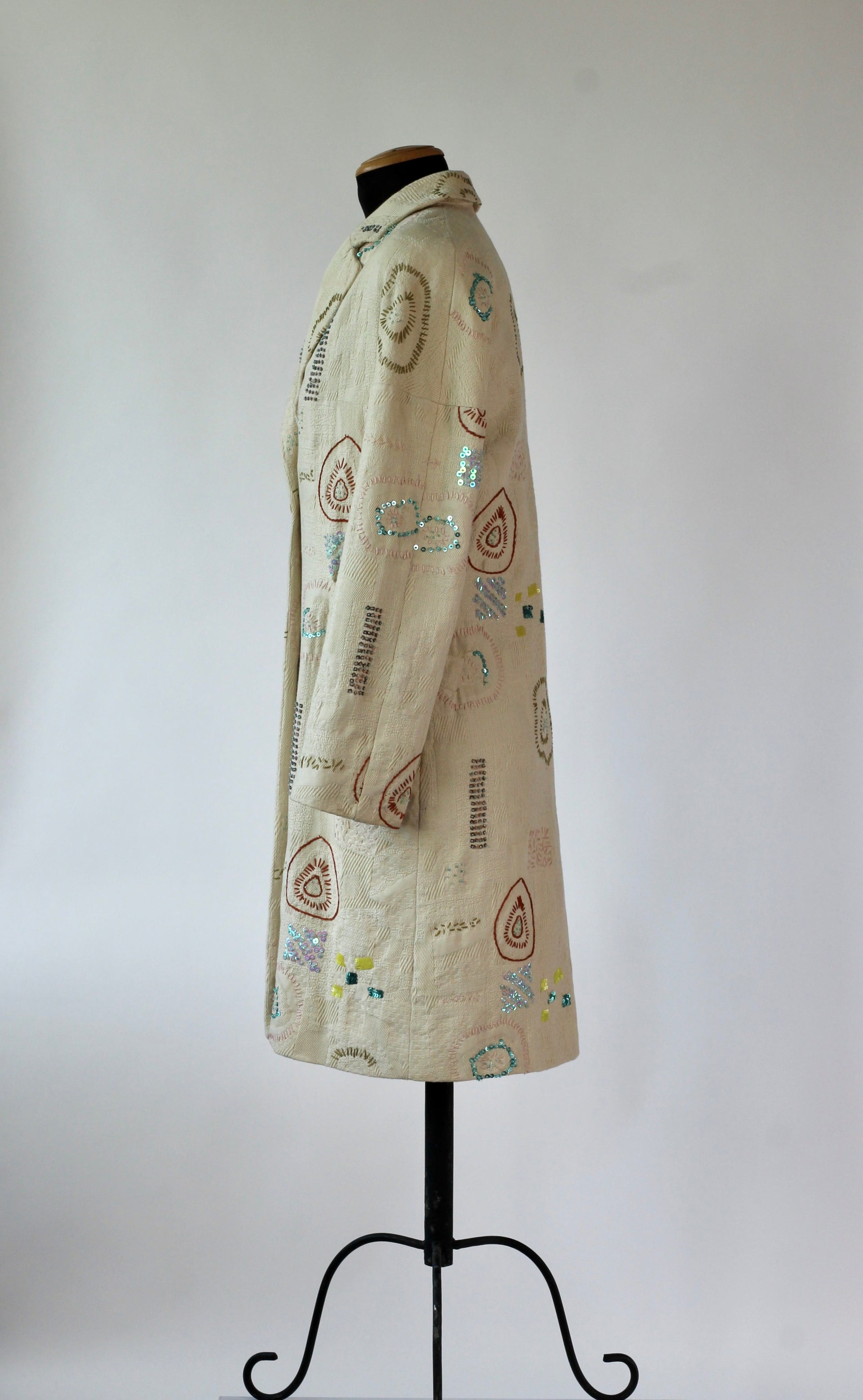Y2K Embroidered Cream Coat//Danish Design //Size S/M