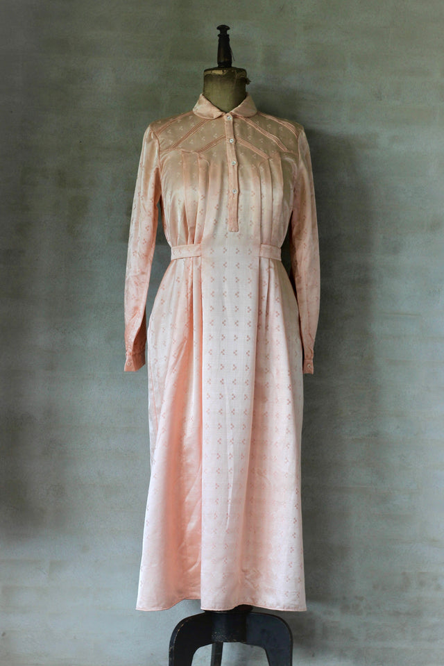 1940s Vintage Italien Pink Slip Dress / Night Gown // Size M/L