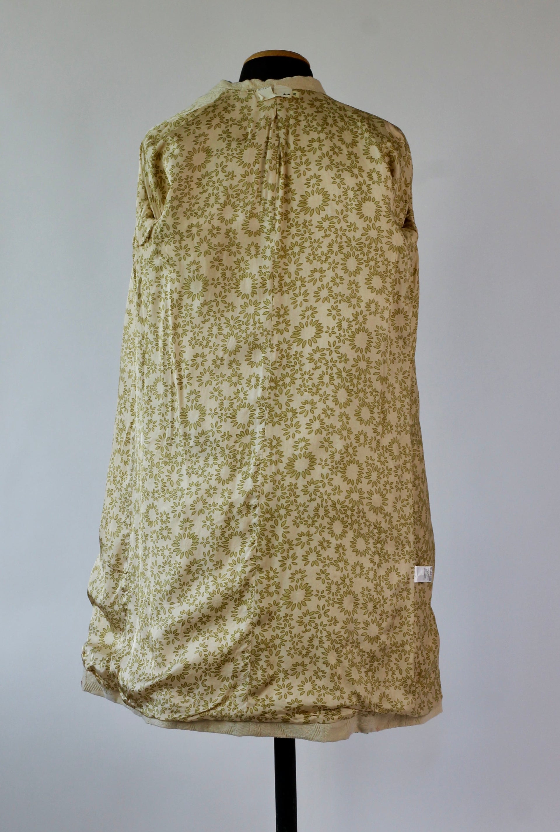 Y2K Embroidered Cream Coat//Danish Design //Size S/M
