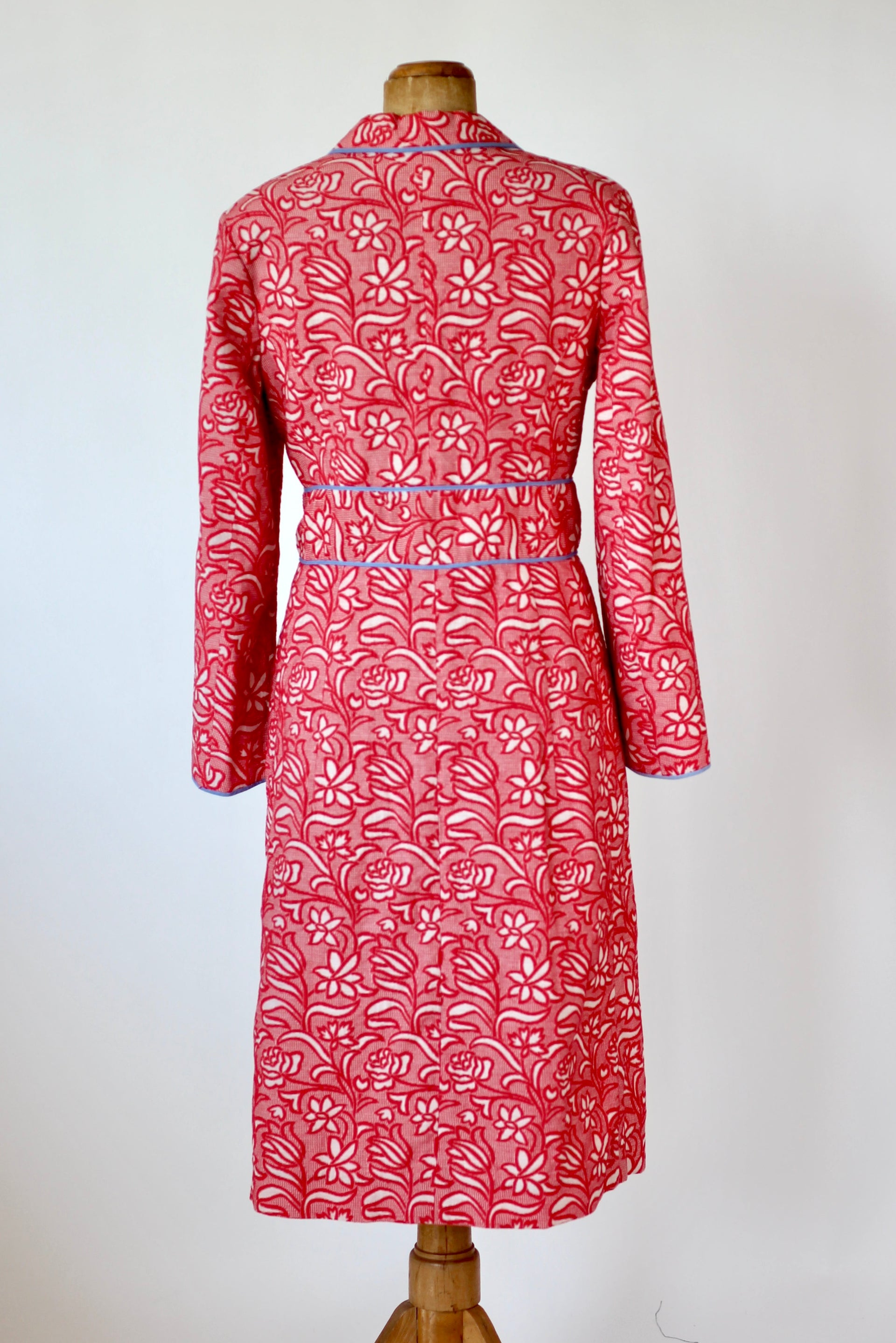 Y2K Vintage Red and White Brocade Coat//Size M