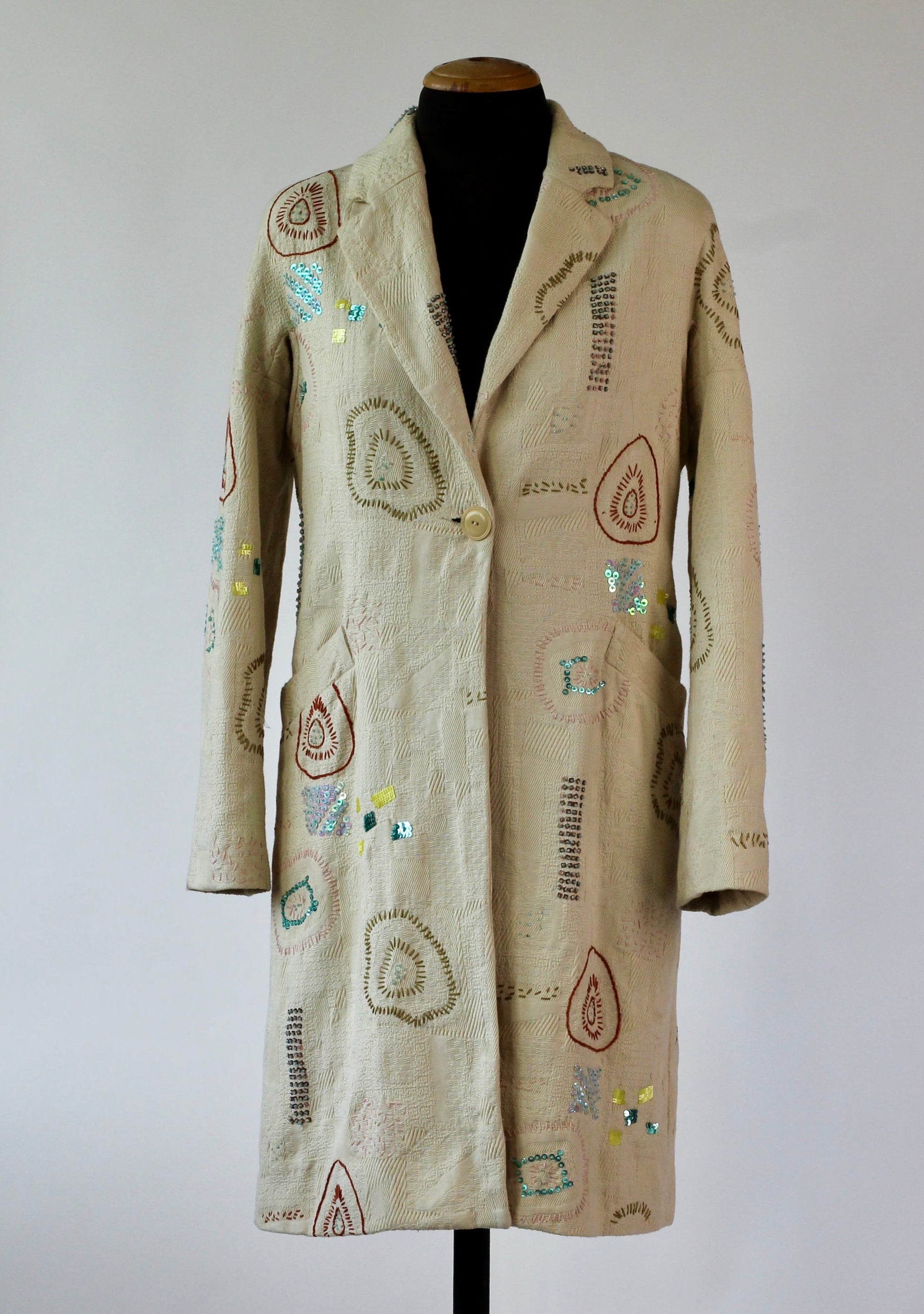 Y2K Embroidered Cream Coat//Danish Design //Size S/M