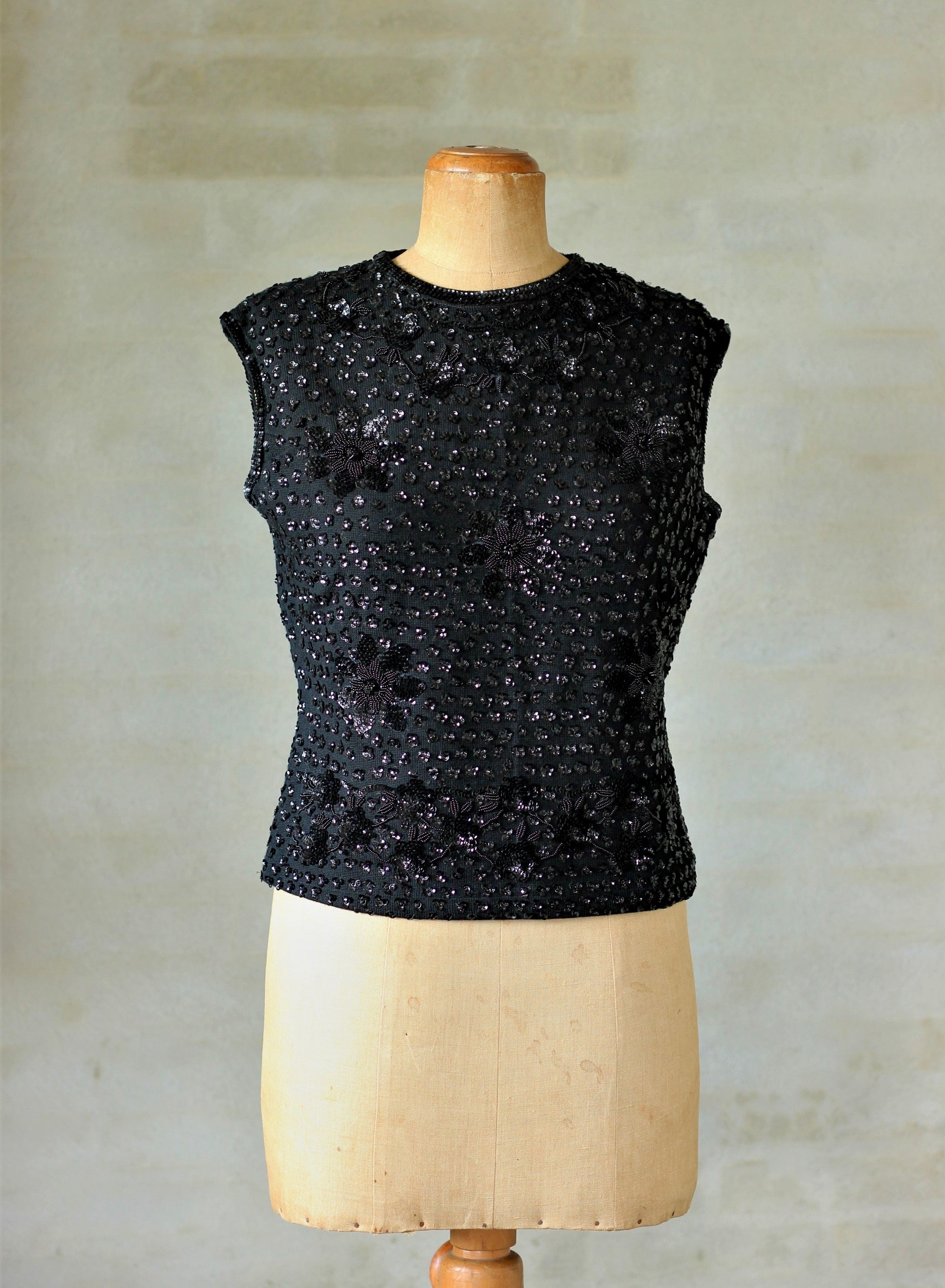 1960s Black Sequin Wool Top/Blouse/Beaded Flowers // Size M