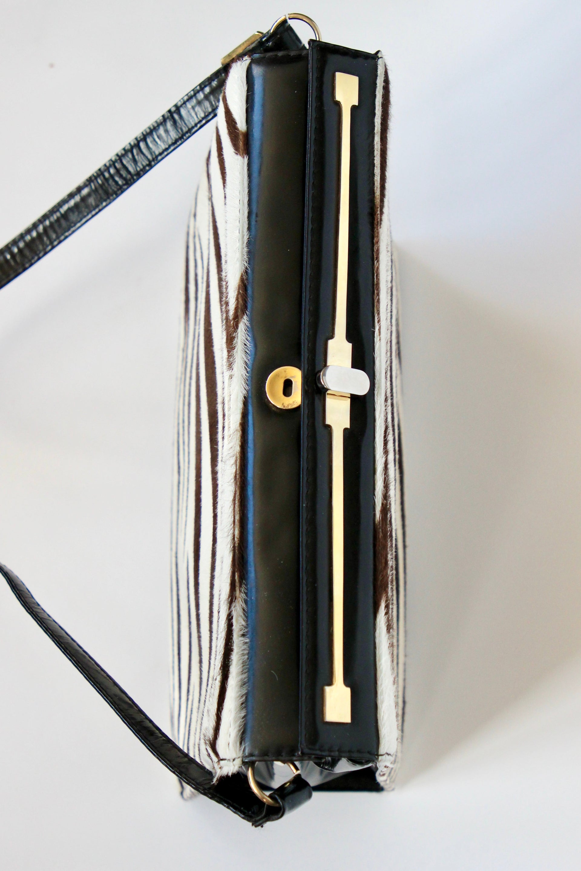 1960s 1970s Vintage Leather Shoulder Bag//Danish Design