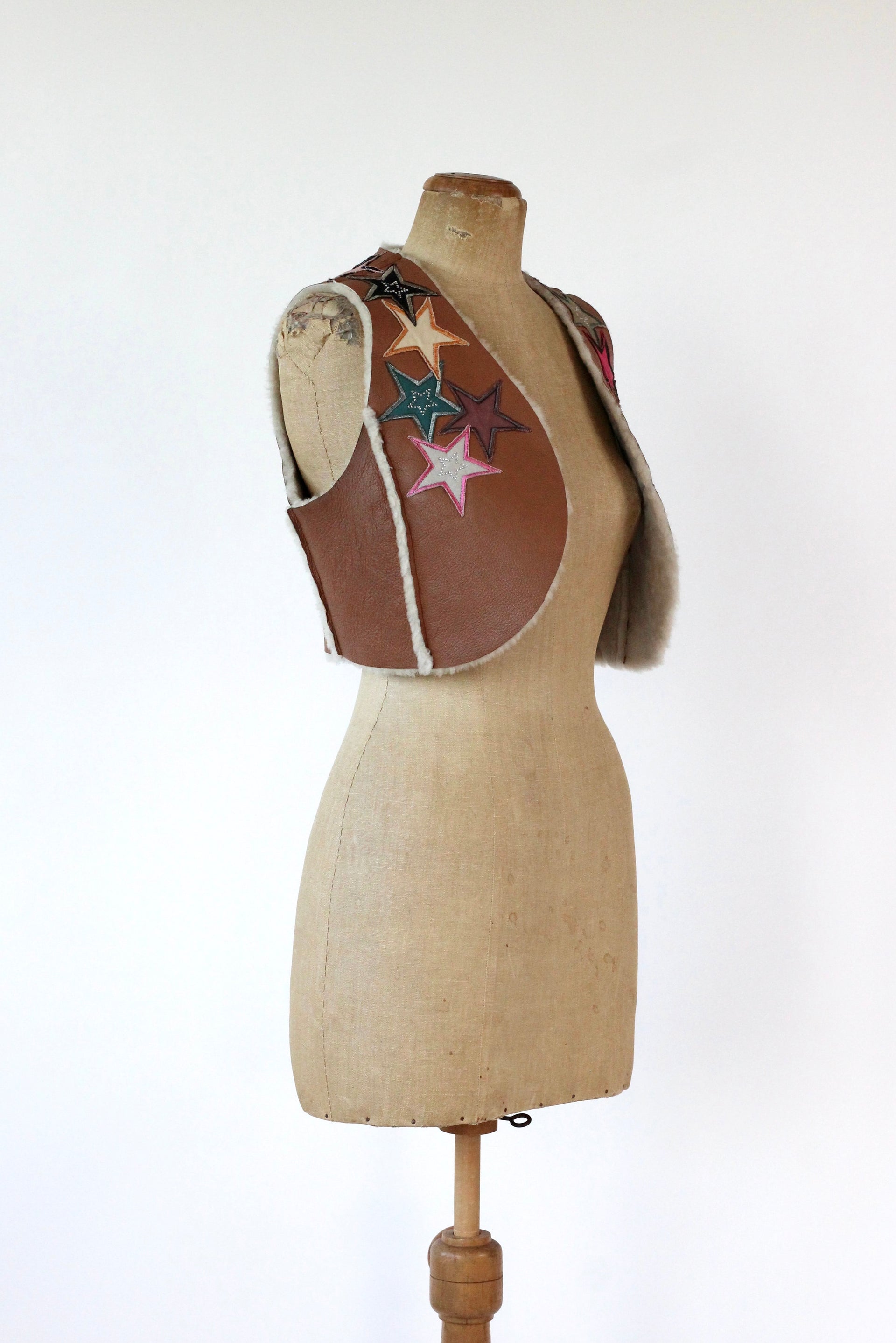 Y2K Vintage Brown Leather Vest with Star Applique //Size M