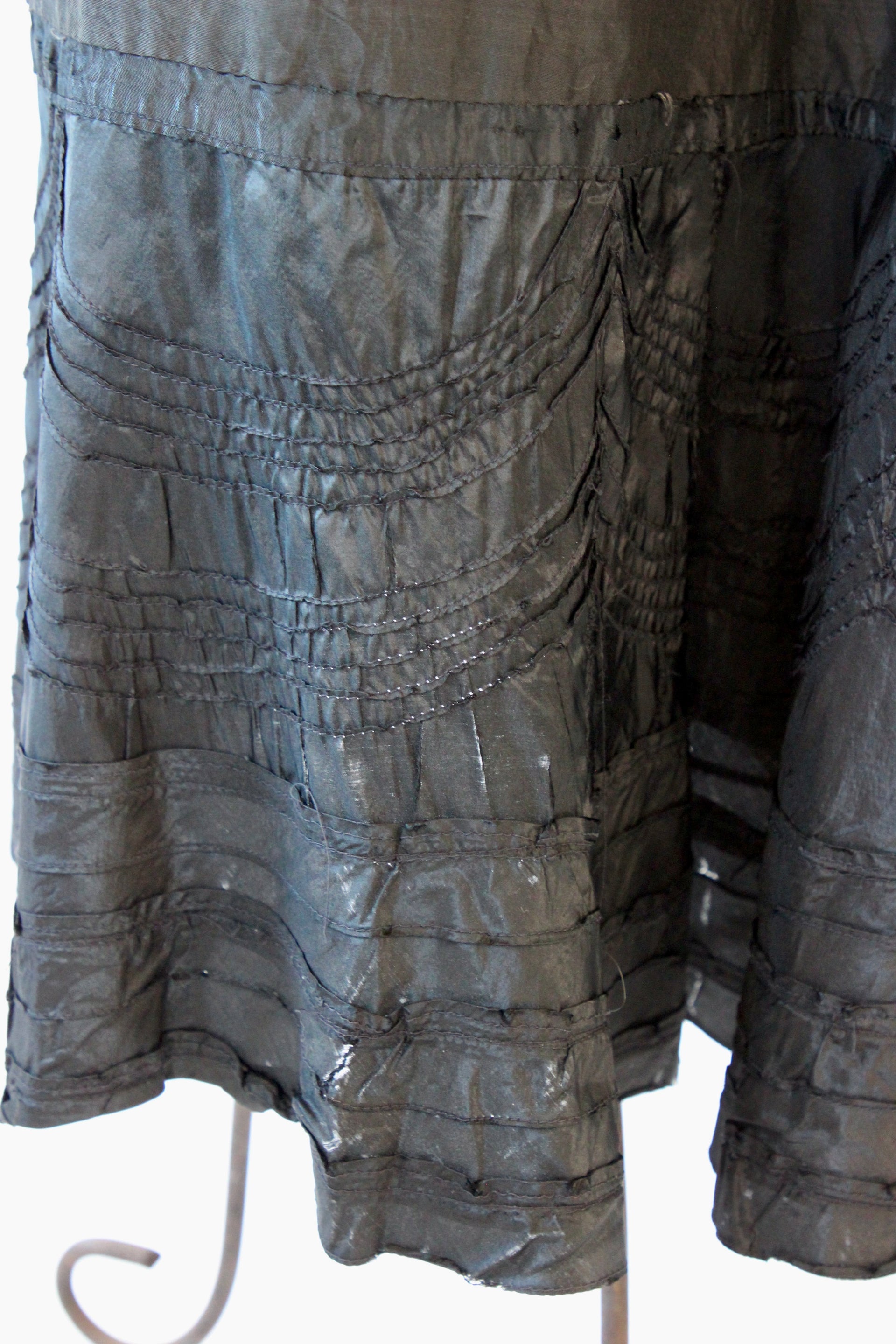 Antique Victorian Edwardian Black Cotton/Silk Skirt // Size XS - M
