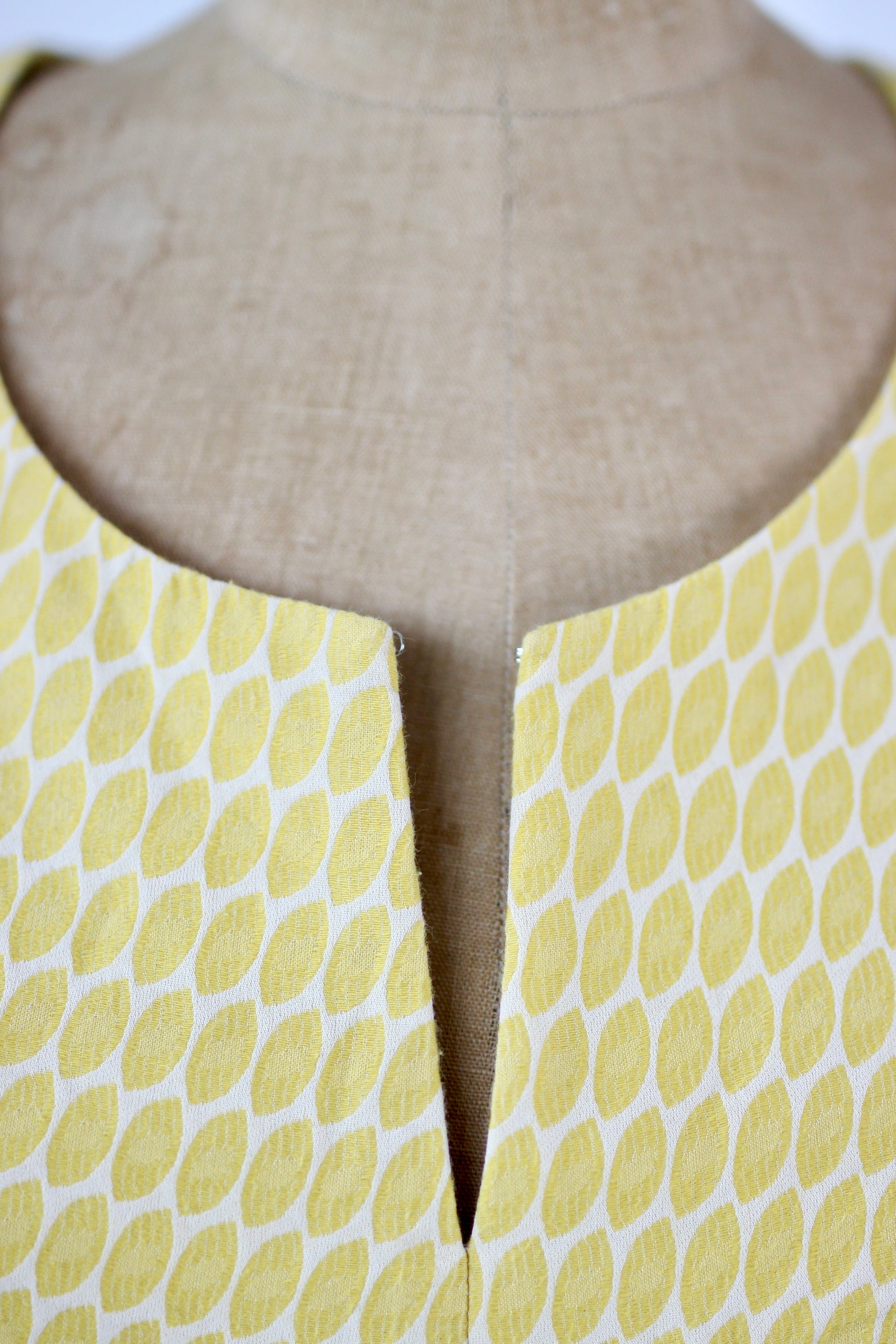 Vintage White Mod Dress with Yellow Dots //Size M