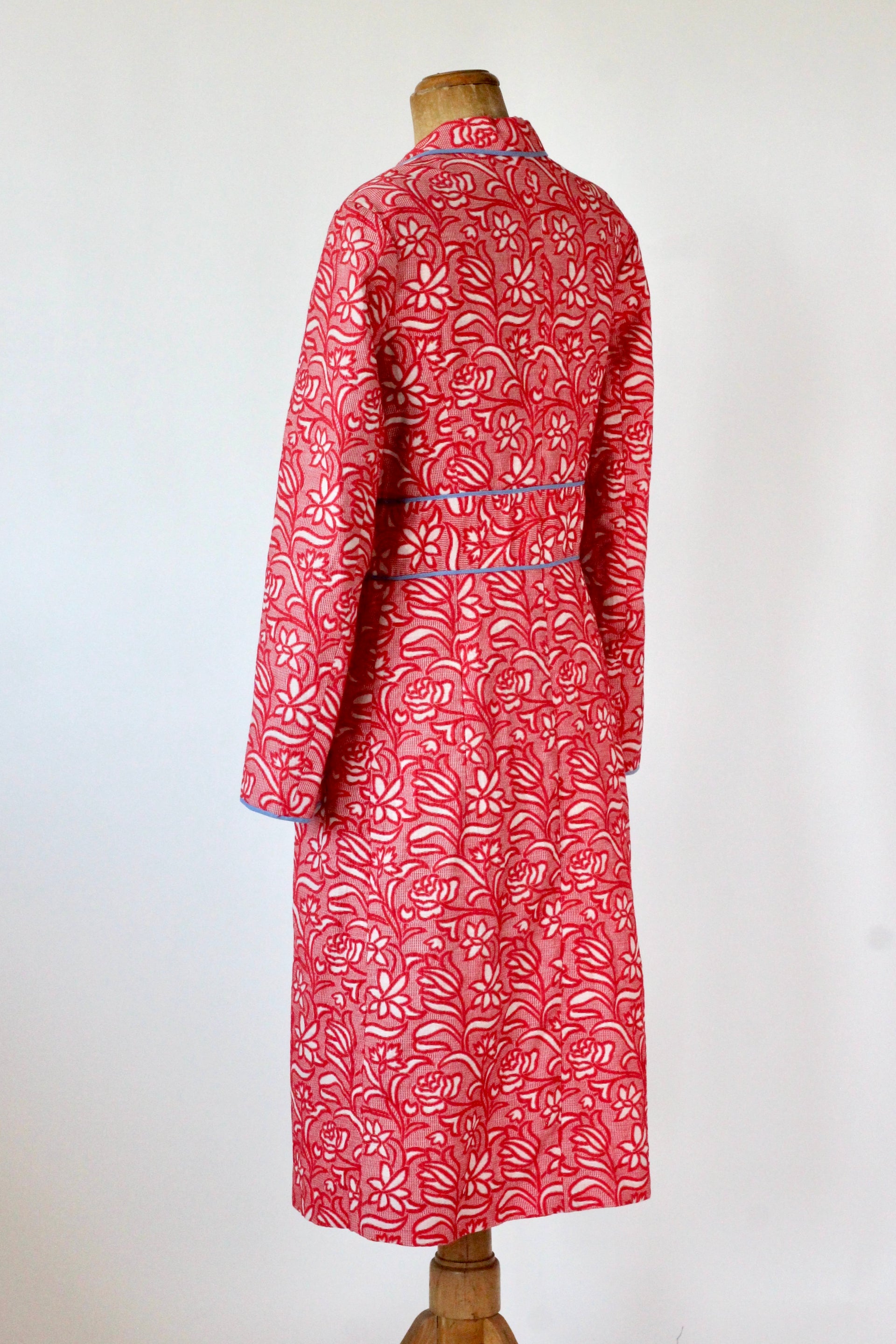 Y2K Vintage Red and White Brocade Coat//Size M