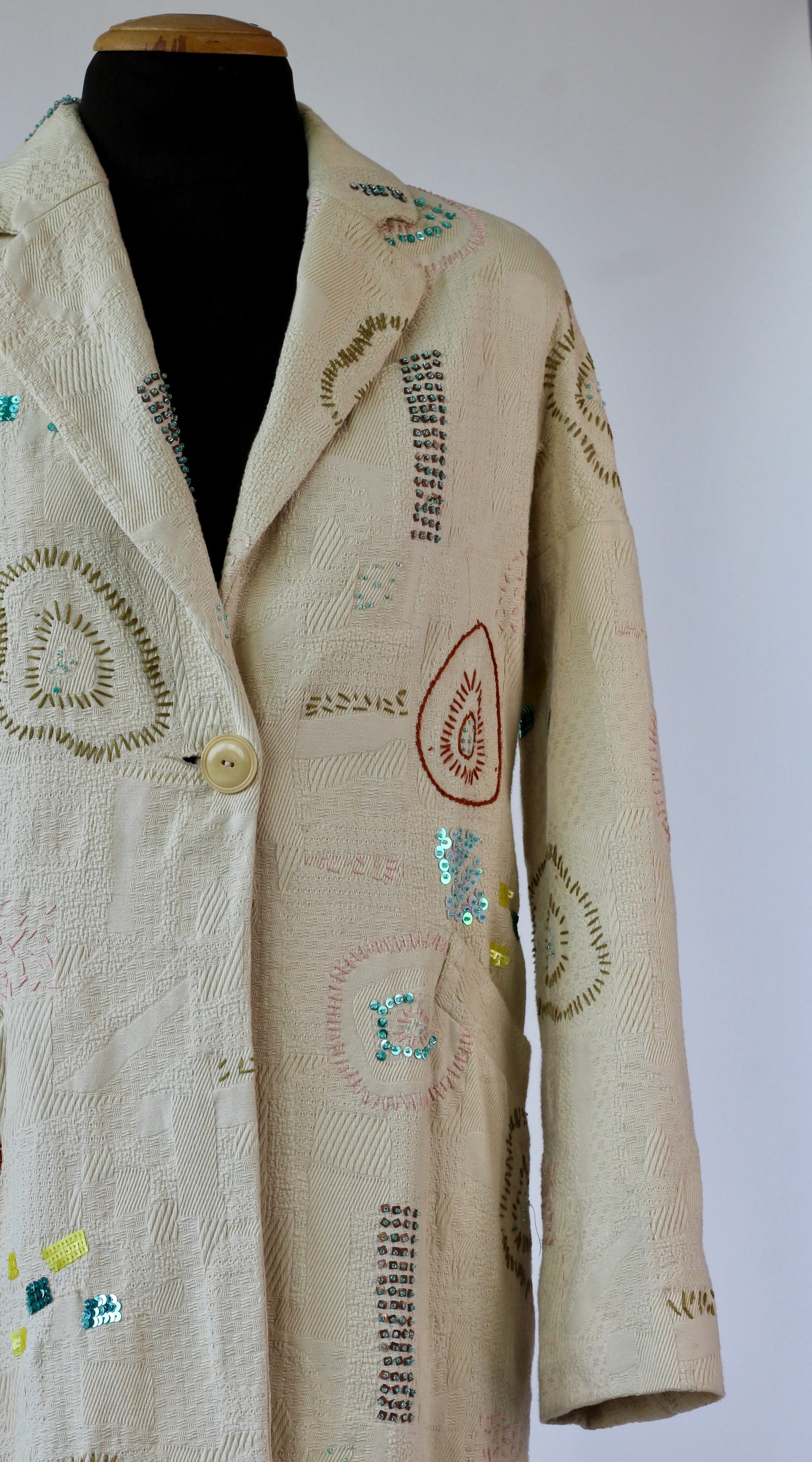 Y2K Embroidered Cream Coat//Danish Design //Size S/M
