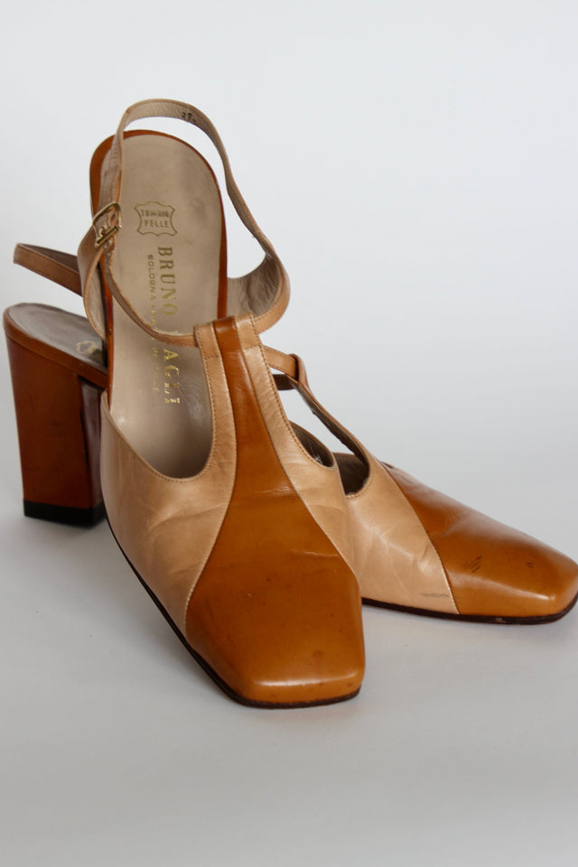 1960s Beige and Brown Leather Mid Heel Shoes // Size EU 9,5 US 8 UK 6