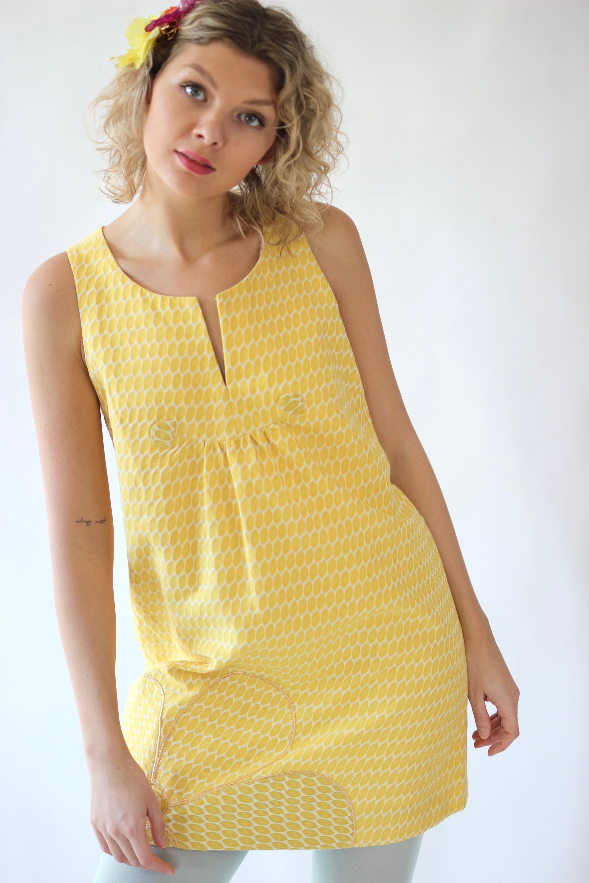 Vintage White Mod Dress with Yellow Dots //Size M