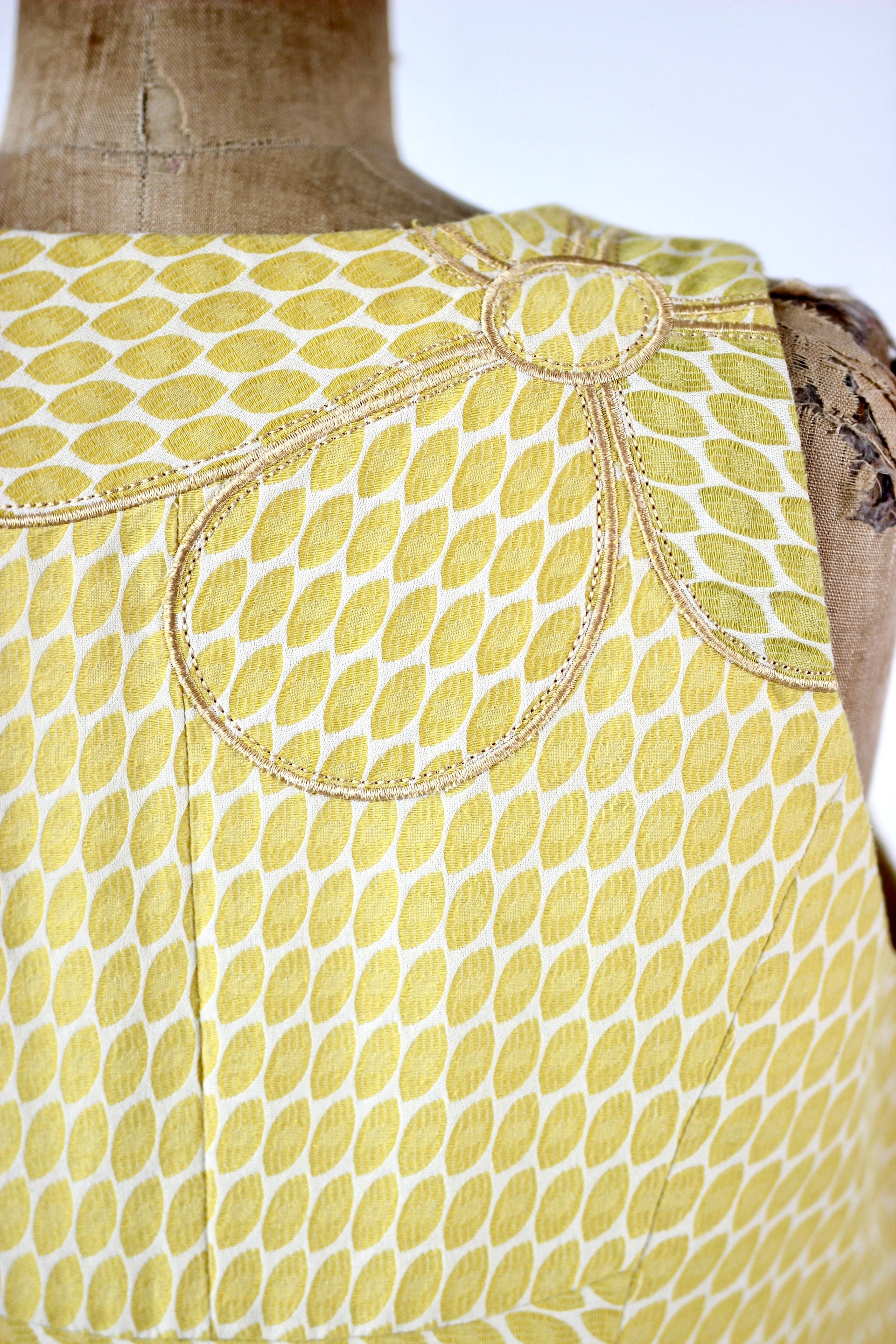 Vintage White Mod Dress with Yellow Dots //Size M