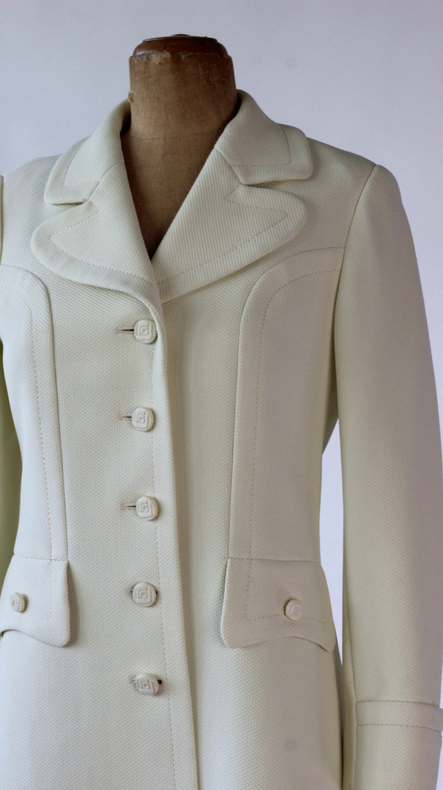 1960s Off White/Creame Mod Coat//Size M