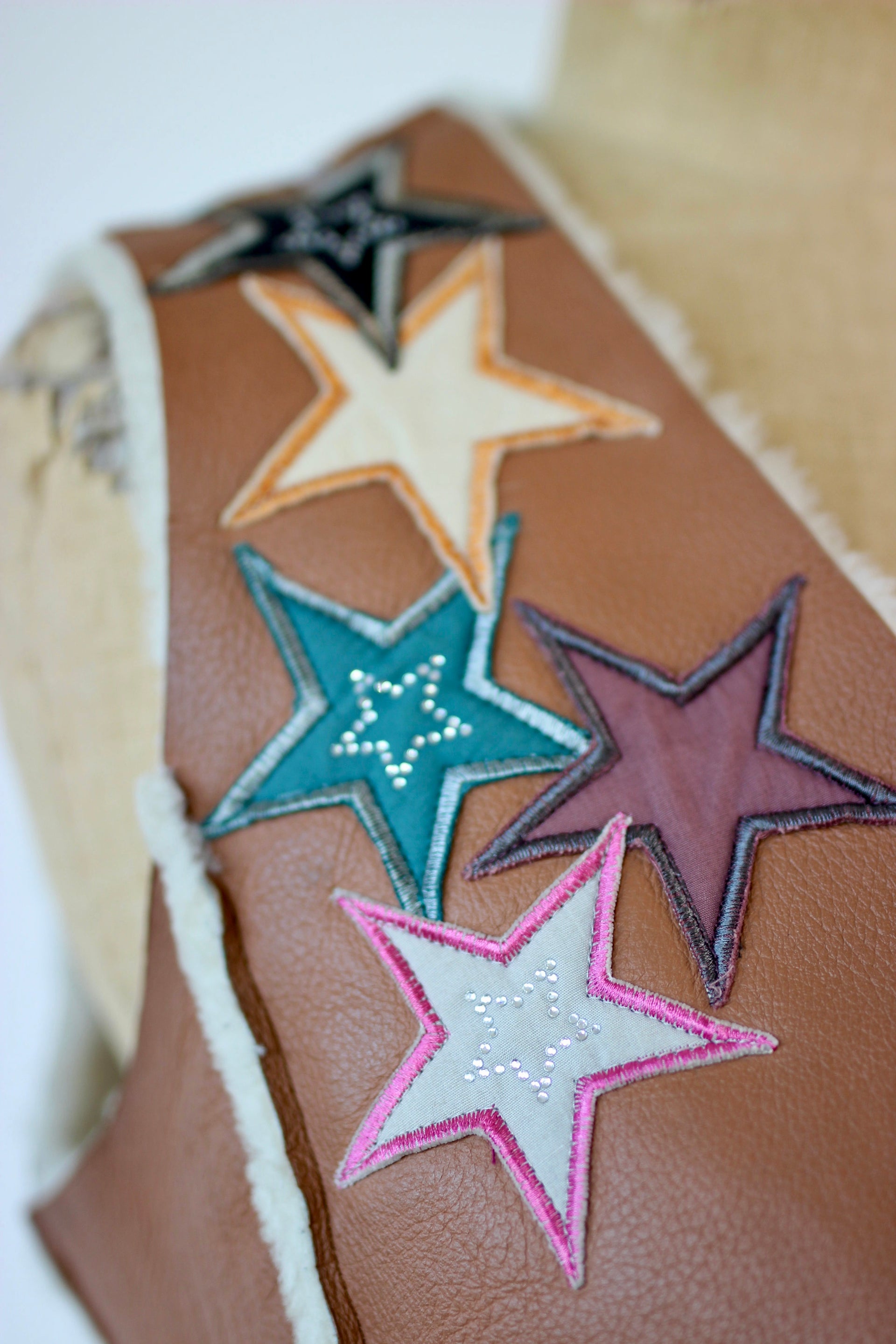 Y2K Vintage Brown Leather Vest with Star Applique //Size M