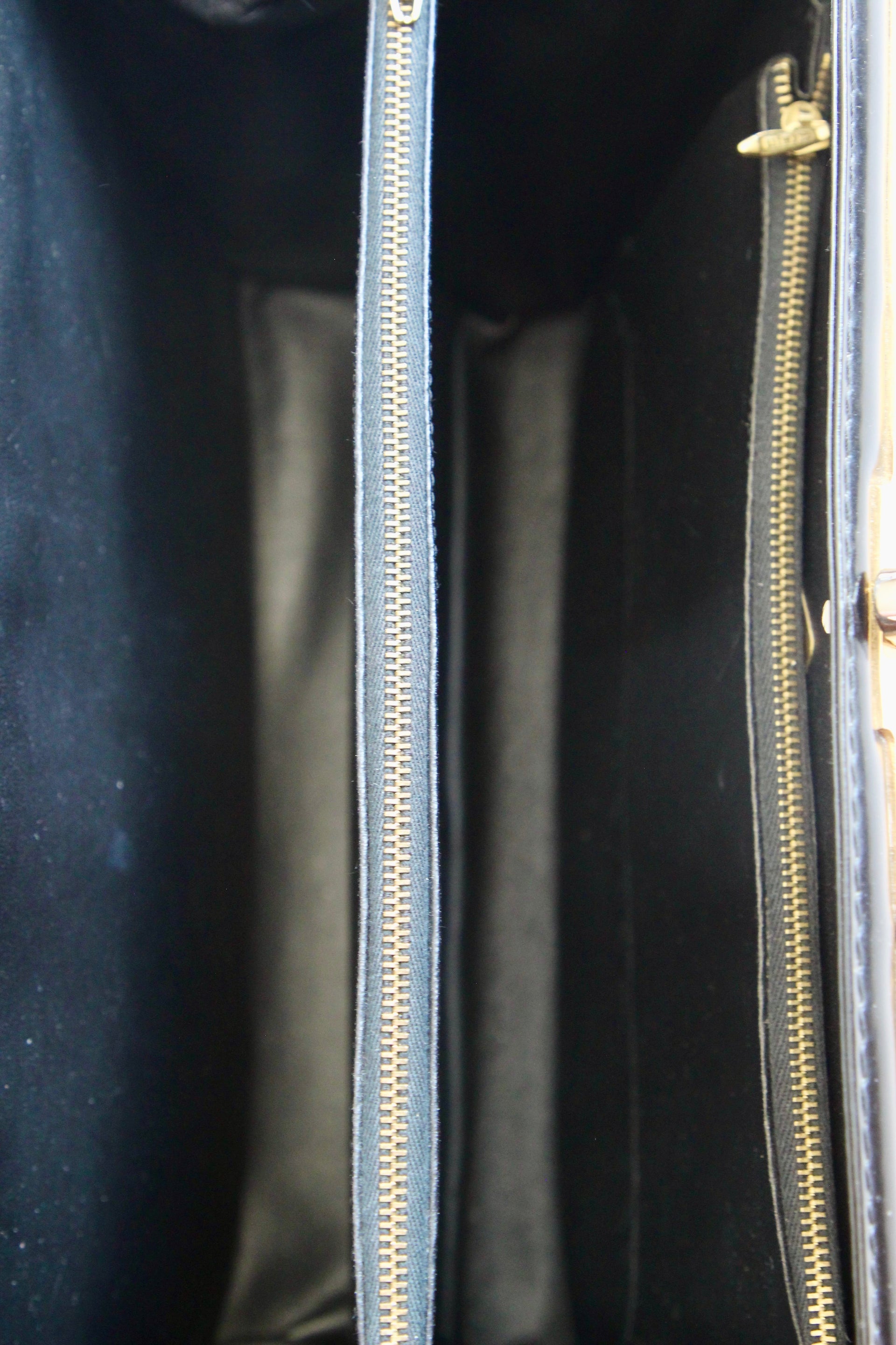 1960s 1970s Vintage Leather Shoulder Bag//Danish Design