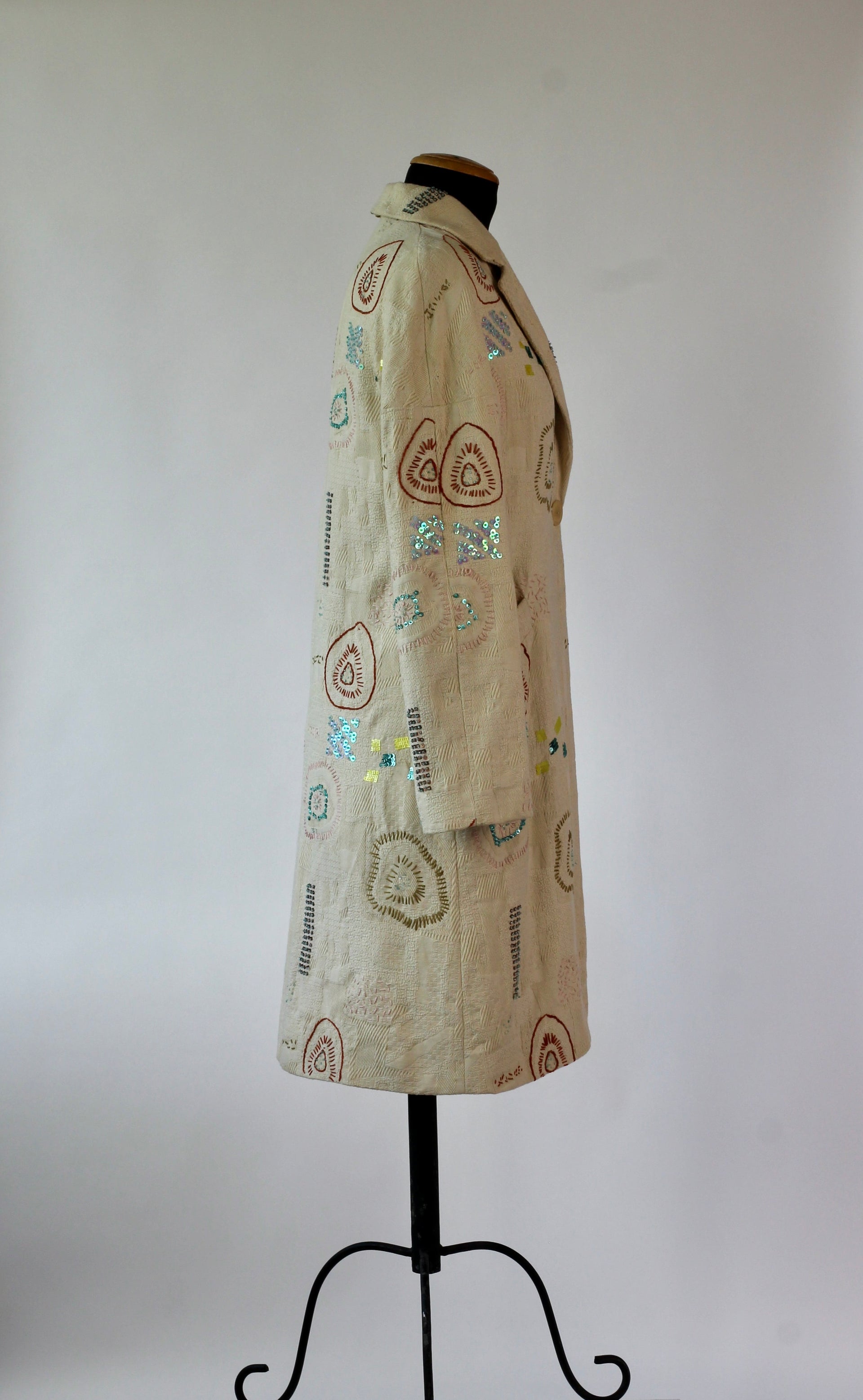 Y2K Embroidered Cream Coat//Danish Design //Size S/M