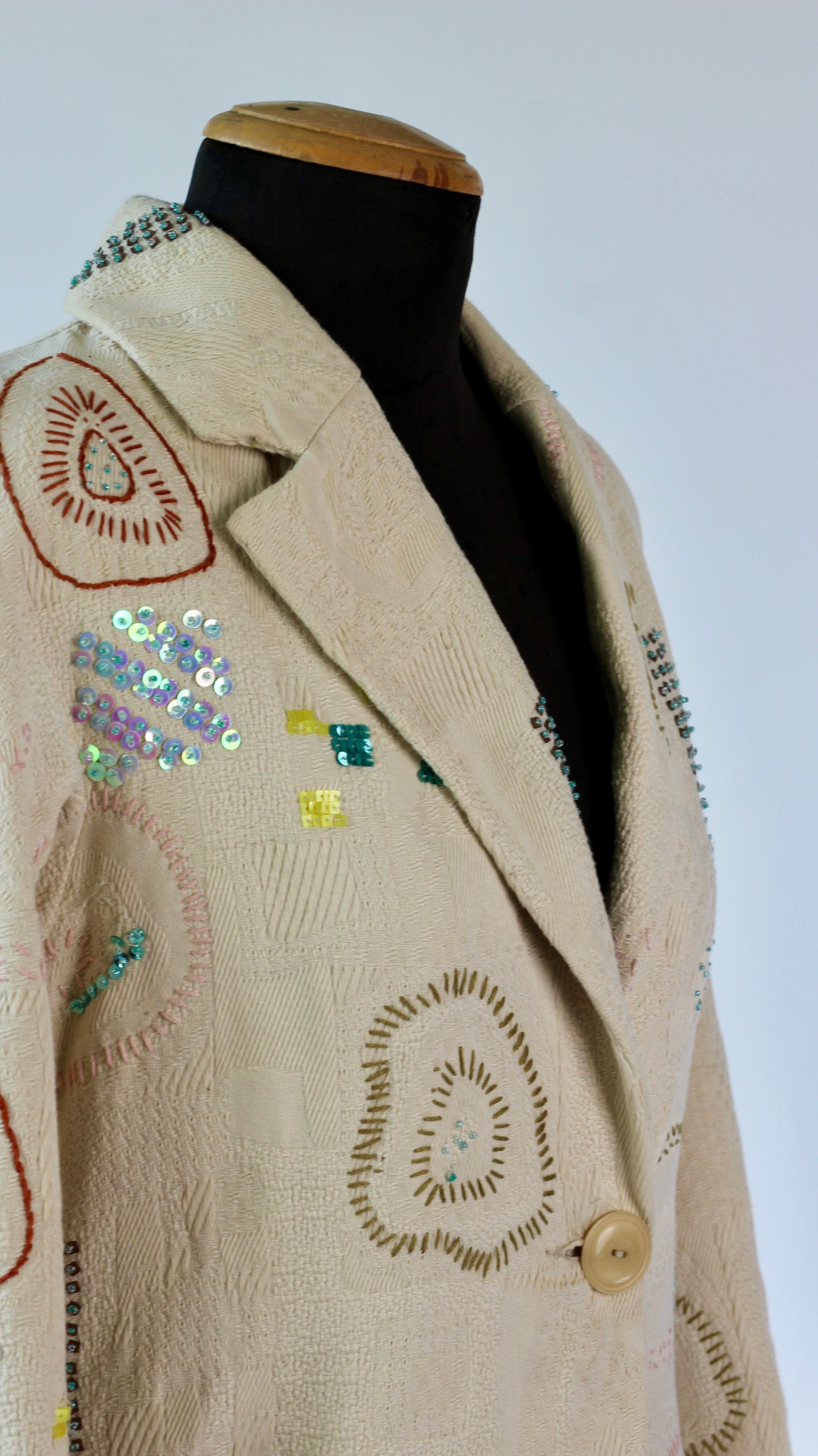 Y2K Embroidered Cream Coat//Danish Design //Size S/M