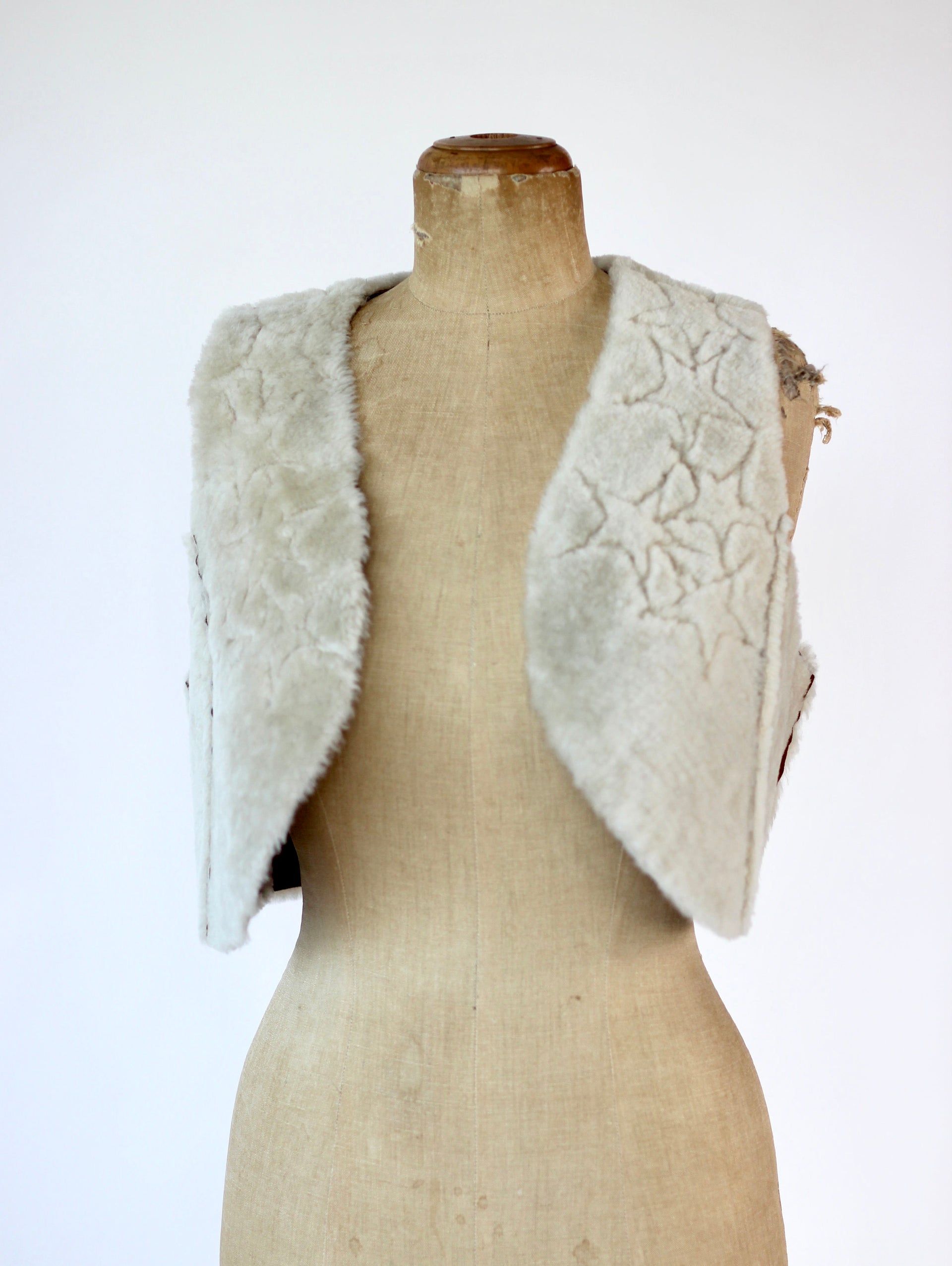 Y2K Vintage Brown Leather Vest with Star Applique //Size M