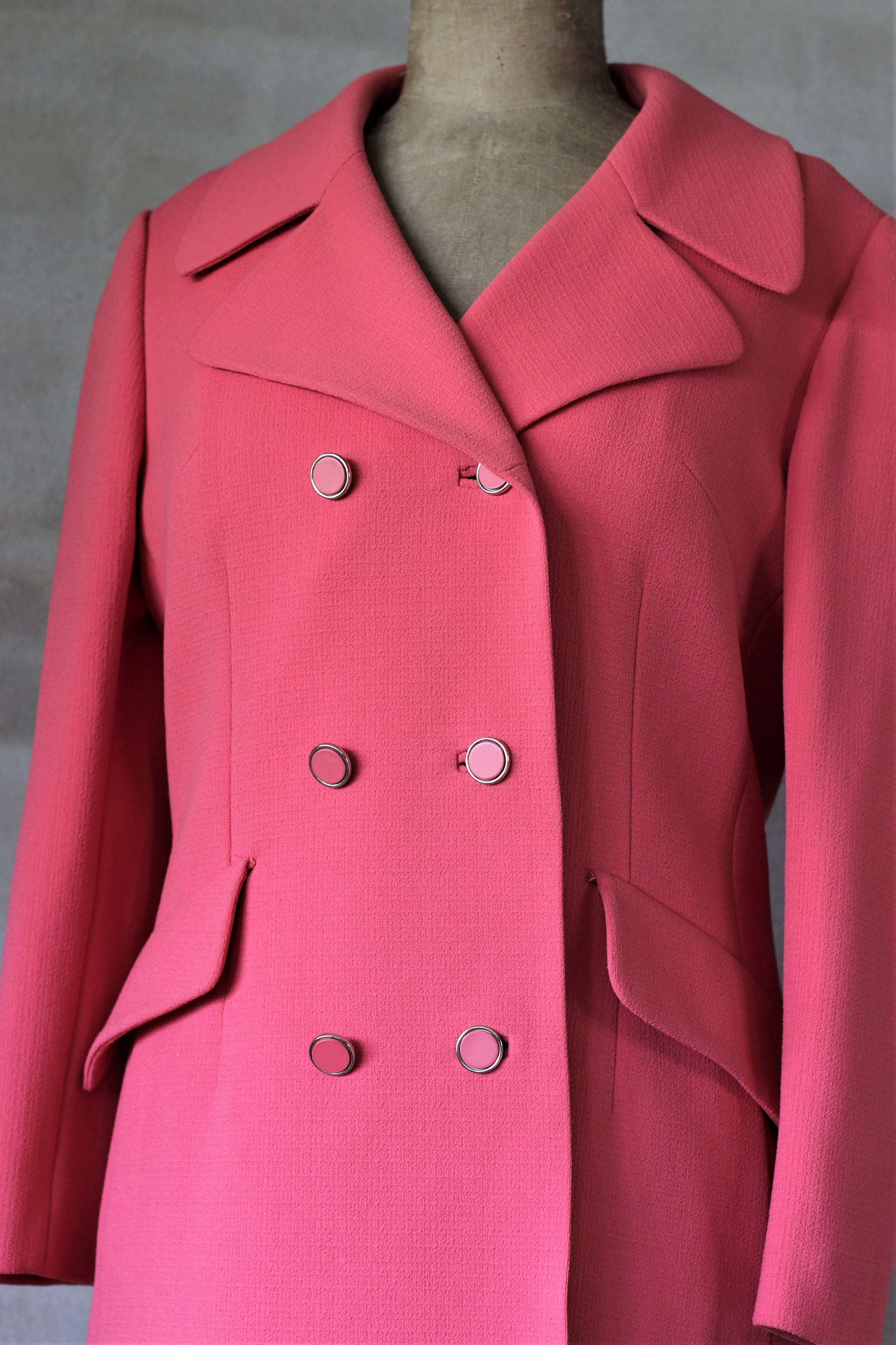 1960s Rose Pink Coat//Size L/XL.
