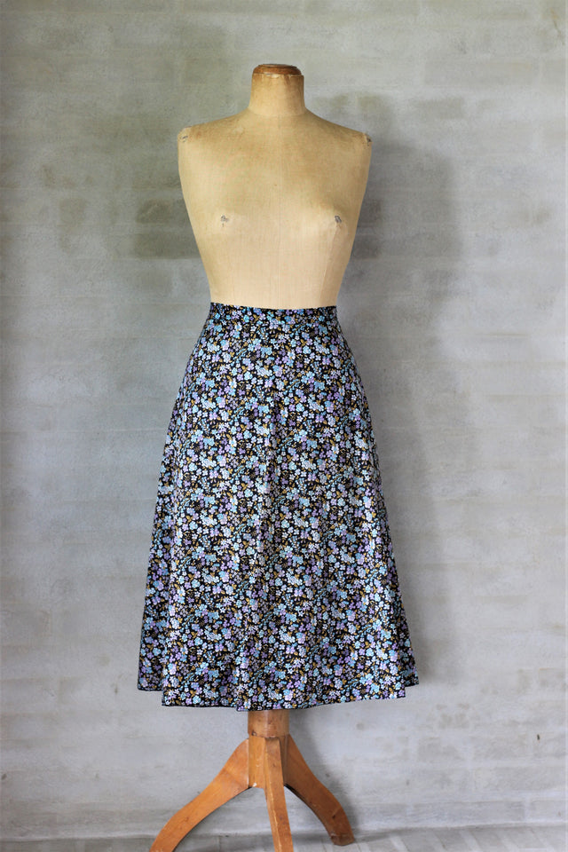 1970s Skirt With Flower Print/Size L S5
