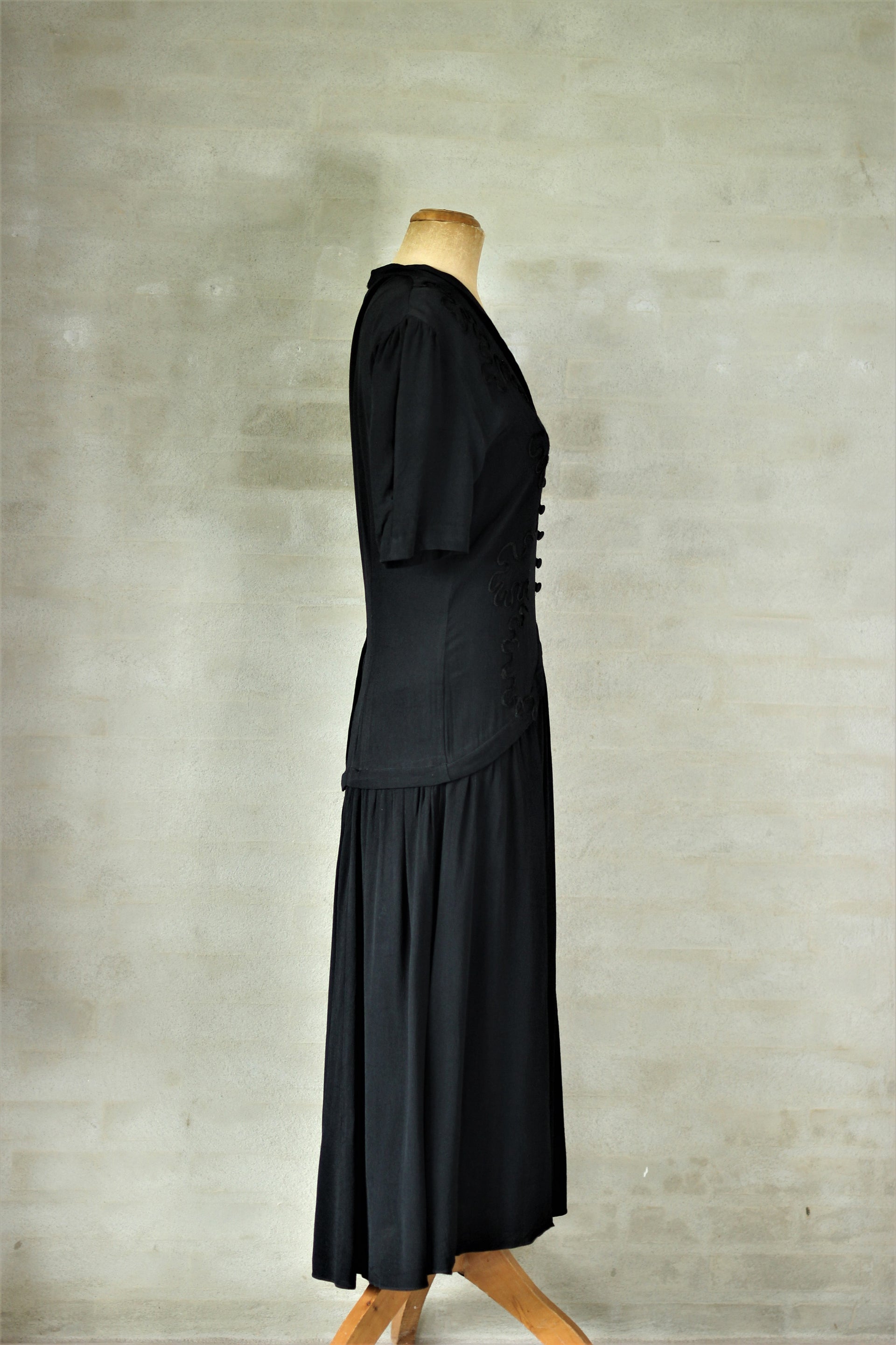1930s Black Silk Crepe Dress//Size M.