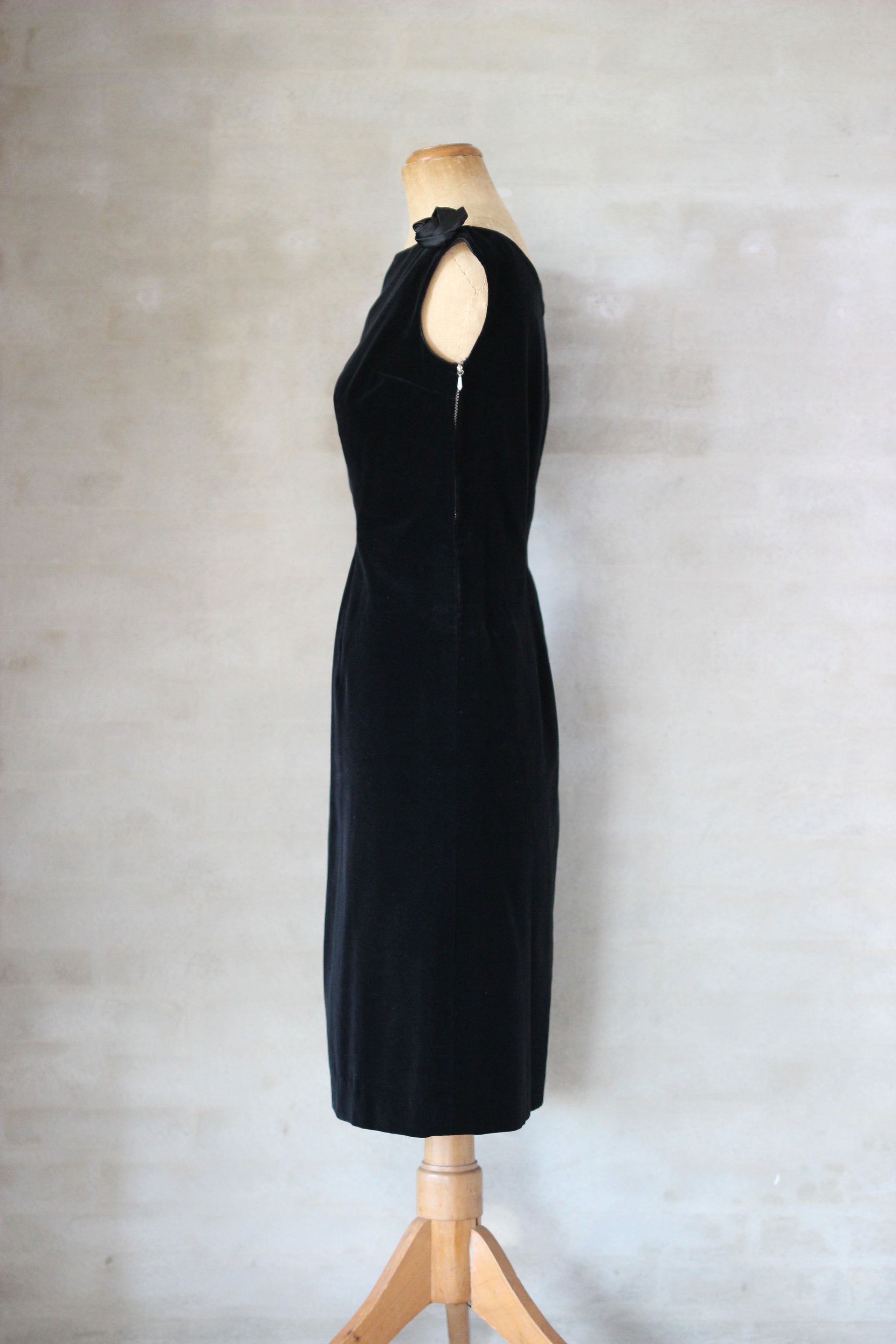 1960s Vintage Black Velvet Dress/Magasin//Size M
