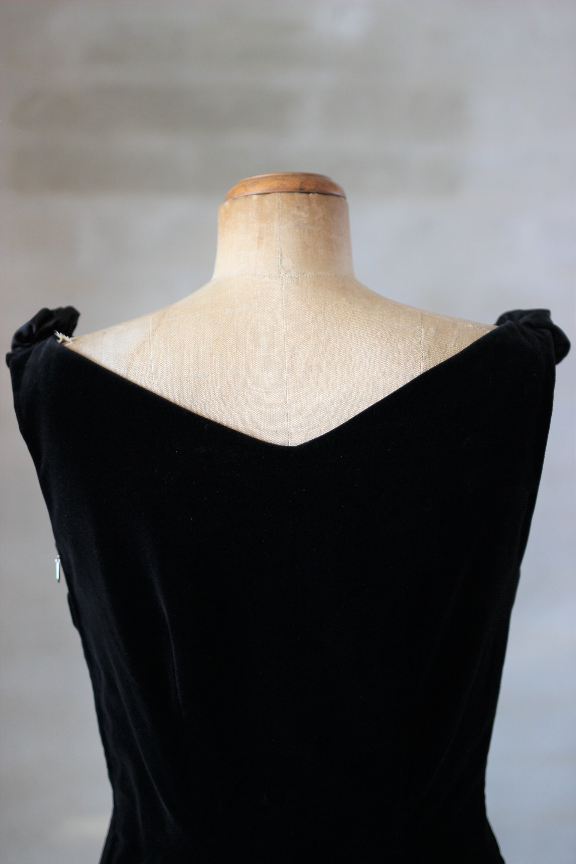 1960s Vintage Black Velvet Dress/Magasin//Size M