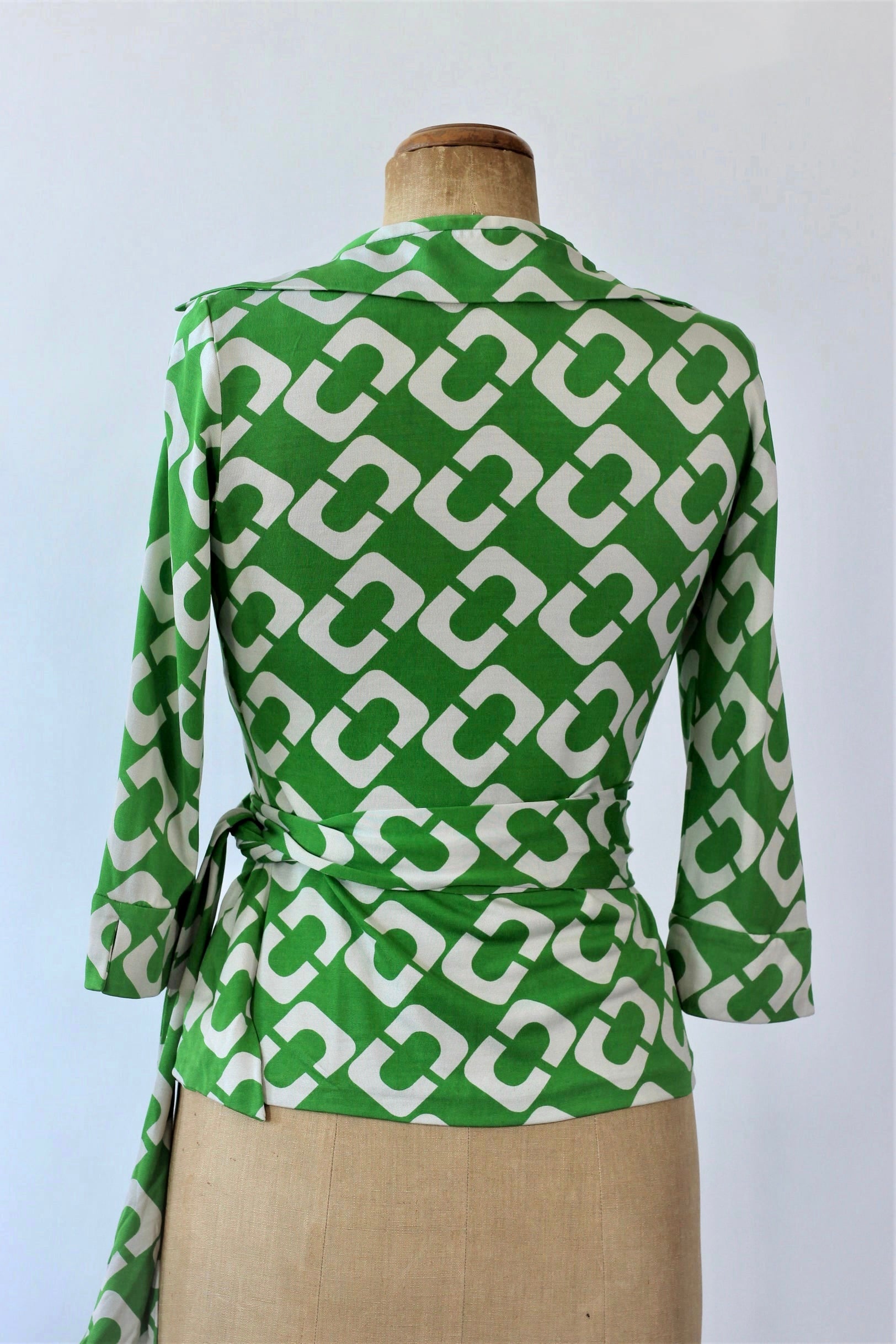 Bright Green Silk Wrap Top//M