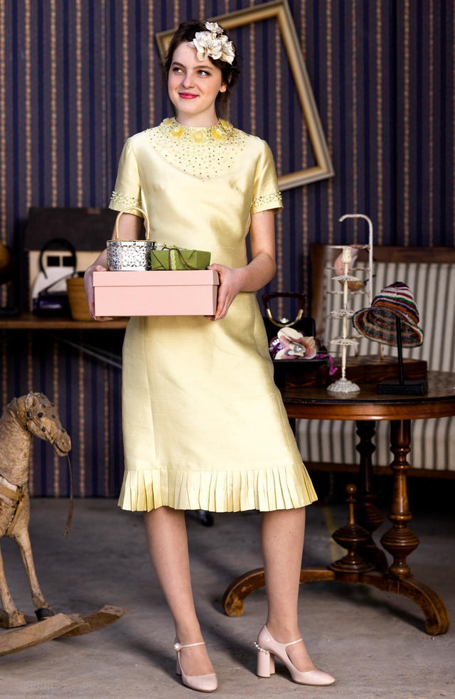 1960s Pale Yellow Raw Silk Dress//Size M