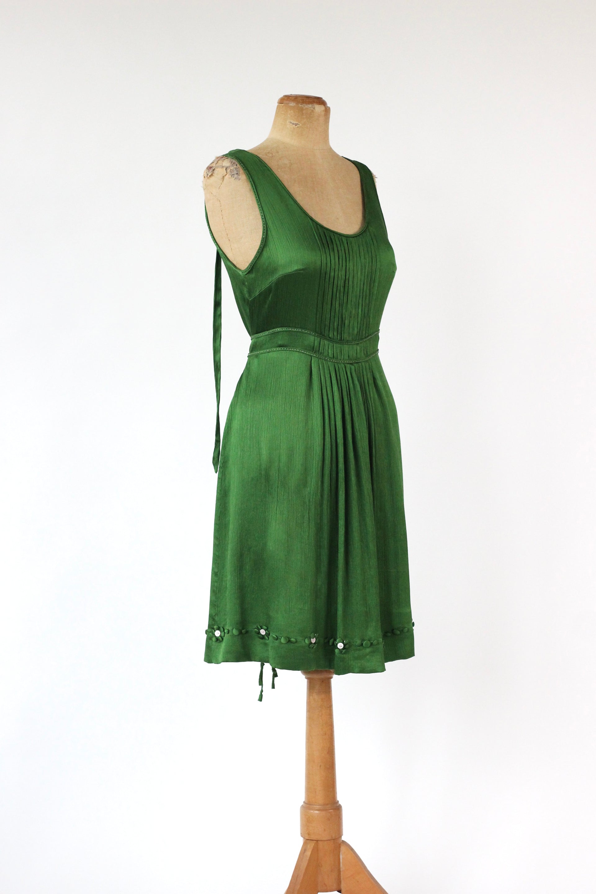 Vintage Green Silk Dress//Danish Design//Size M/L