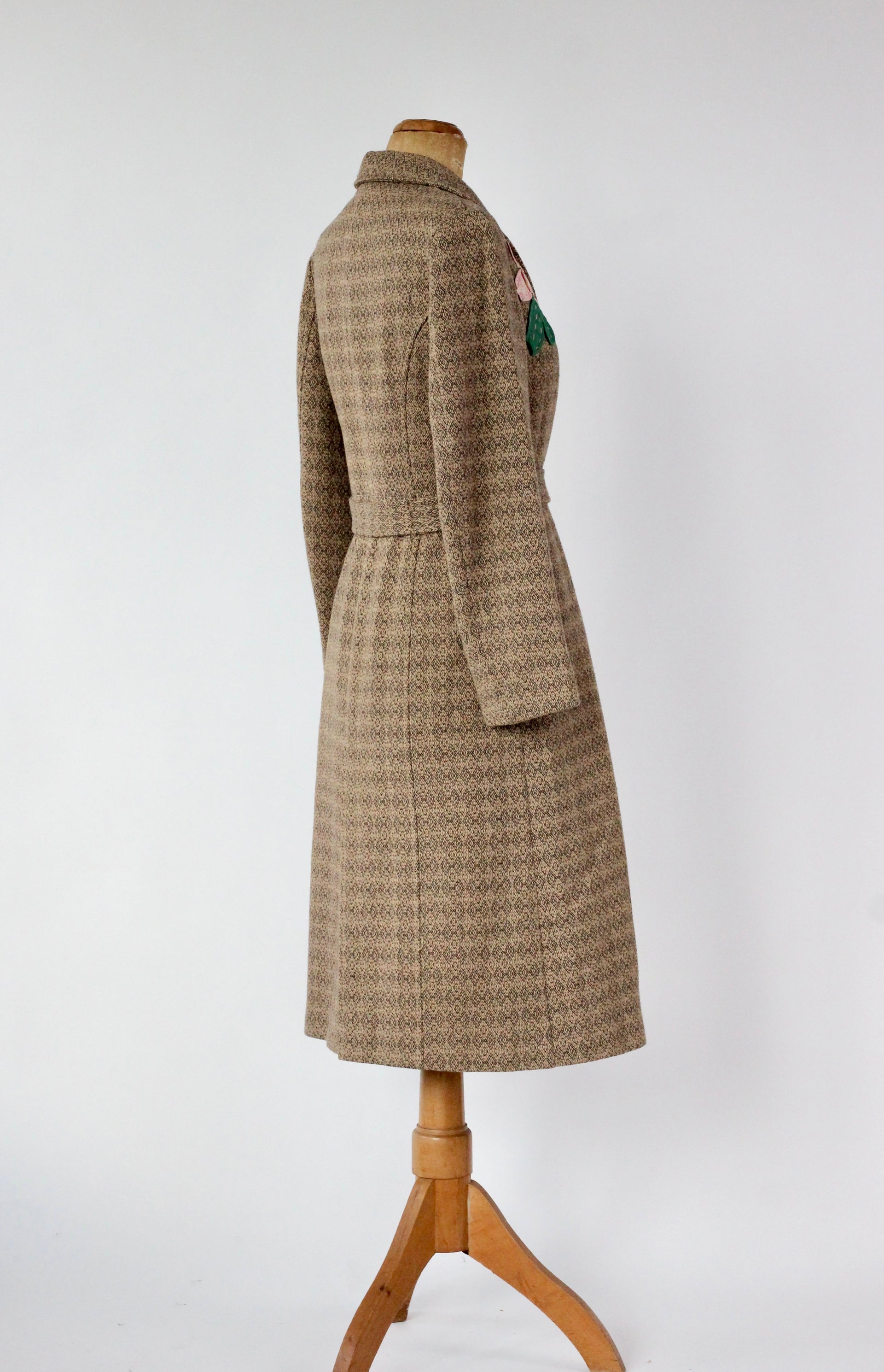 Vintage Slim Fit Wool Coat//Danish Design //Size M