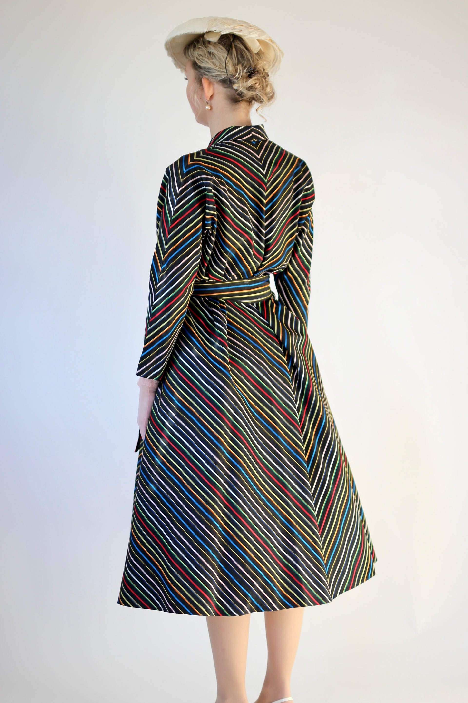 1940s Vintage Black Rainbow Striped Wrap Shirt Dress//Size S-L