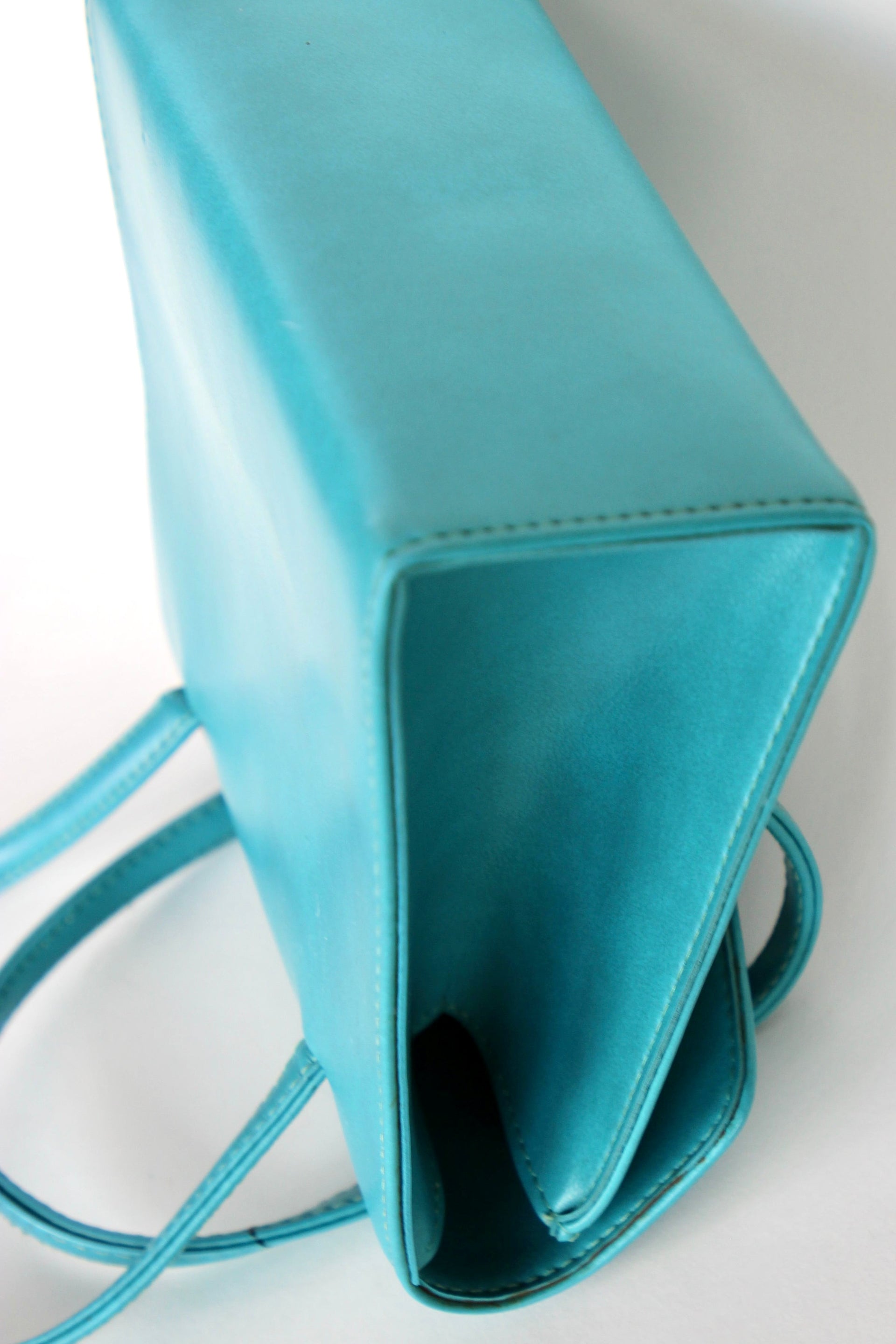 1970s Vintage Blue Vinyl Purse / Top Handle Bag