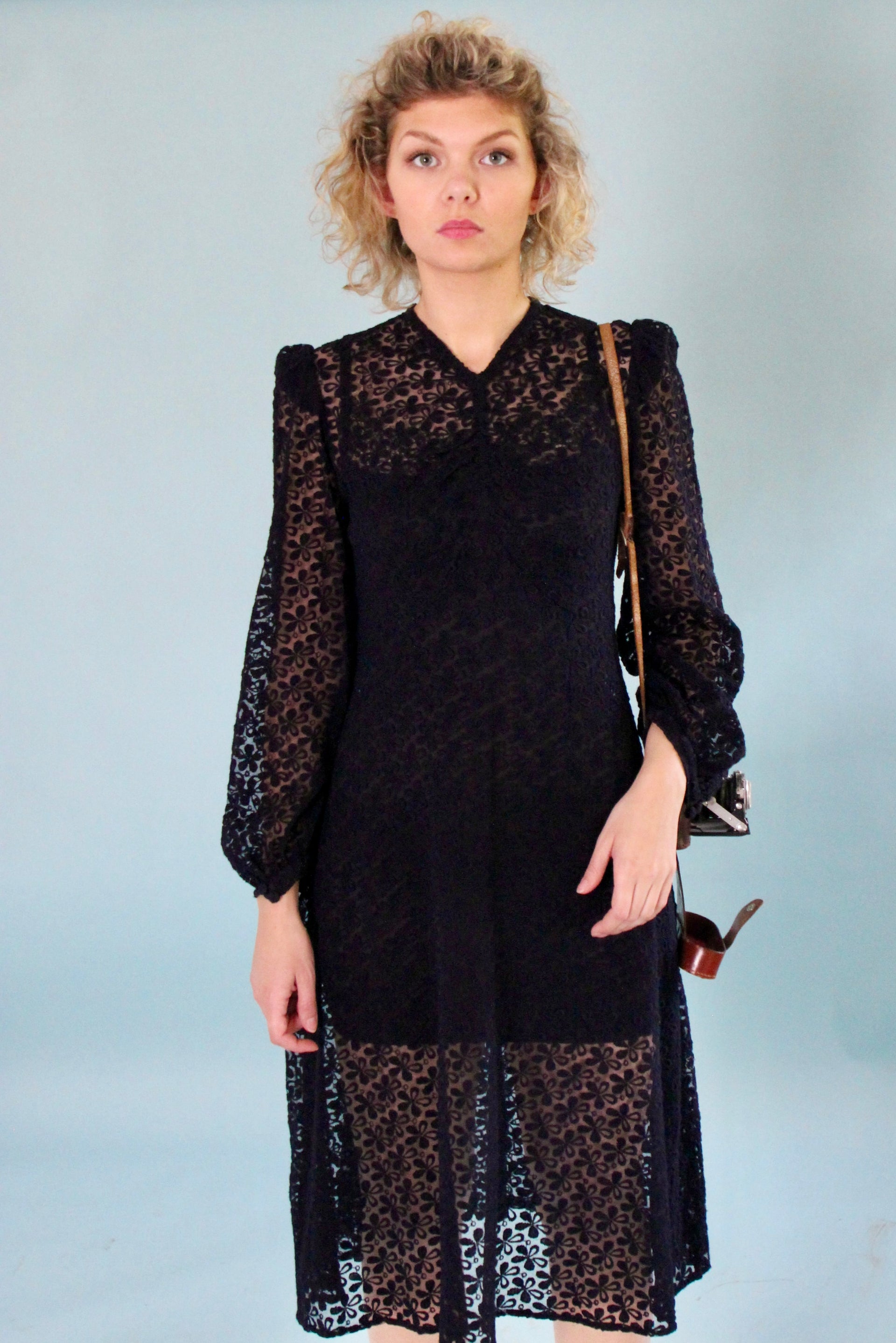 1940s Vintage Navy Blue Lace Dress // Size S/M