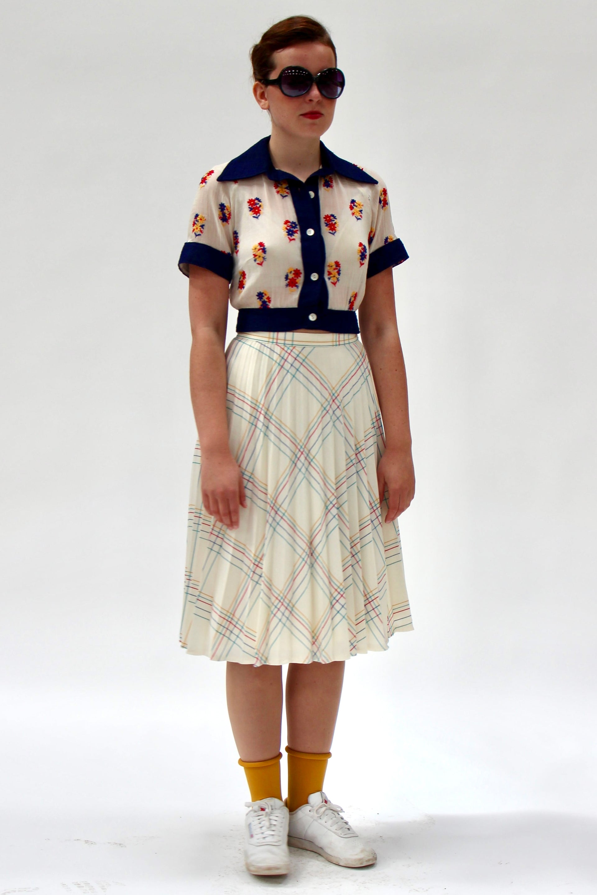 1970s High Waisted Pleated Skirt//Size S
