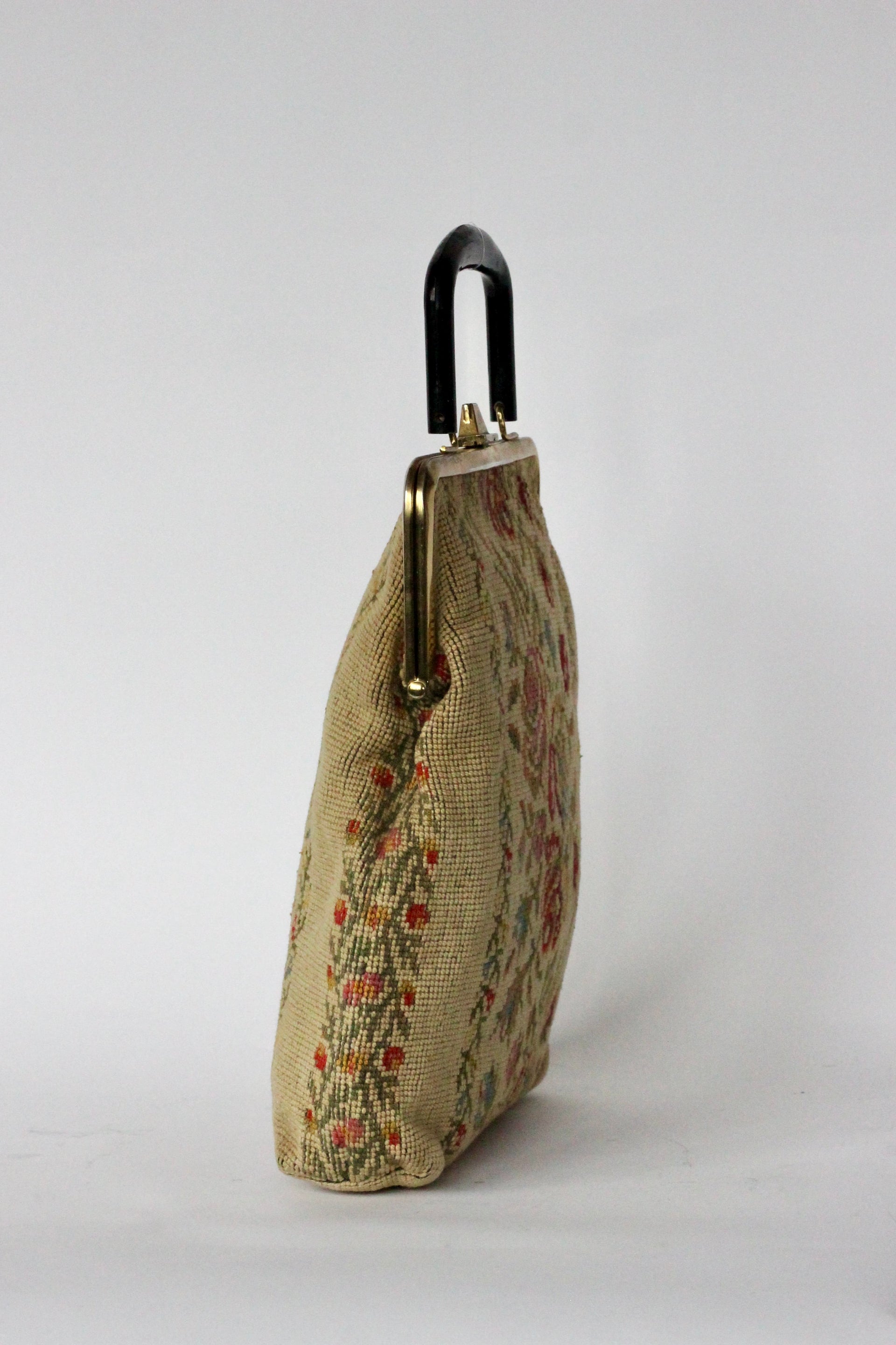 1930s 1940s Vintage Needlepoint  Embroidered Handbag