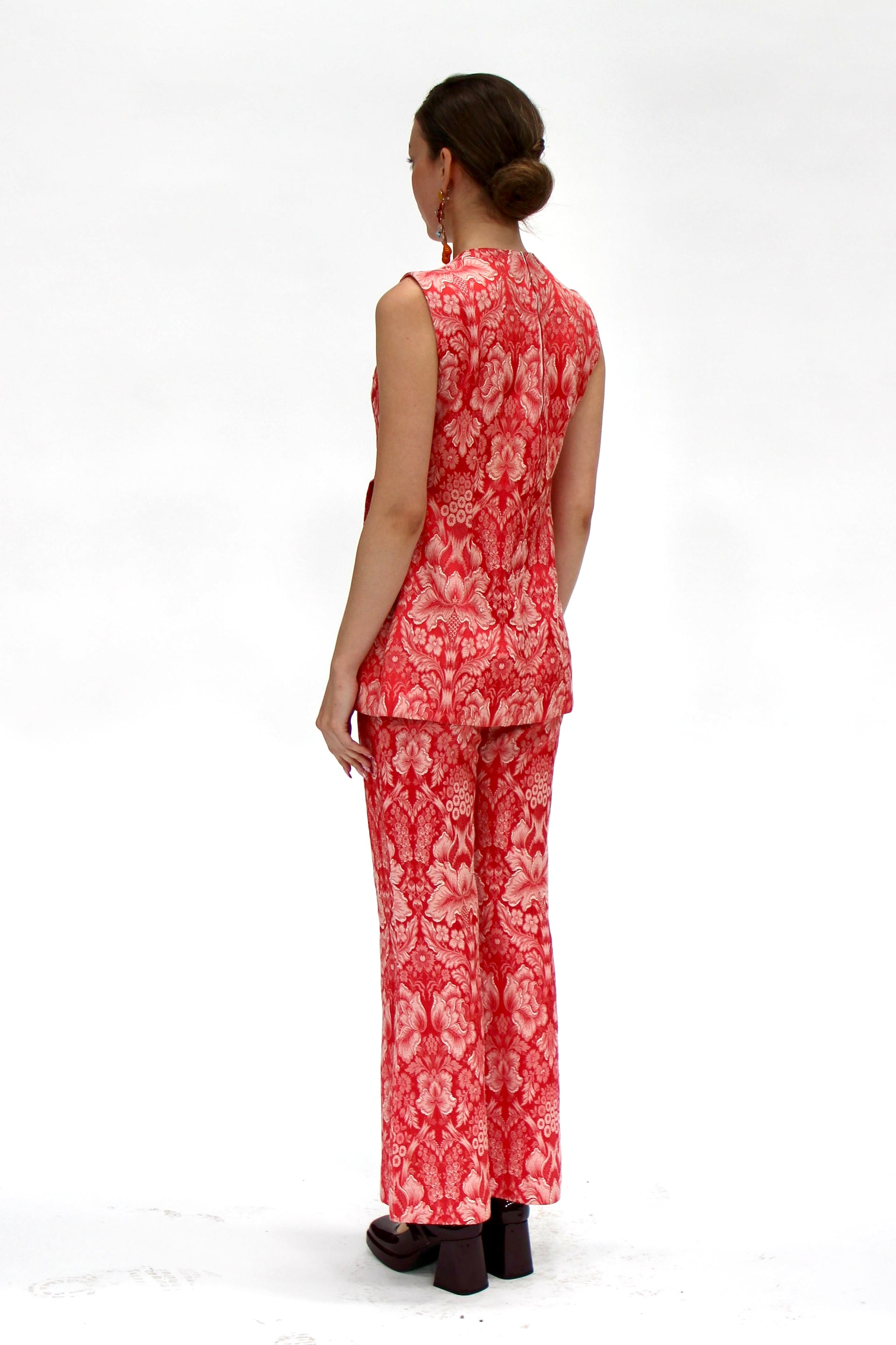 1950s Vintage Red and White Brocade Pantsuit // Size XS