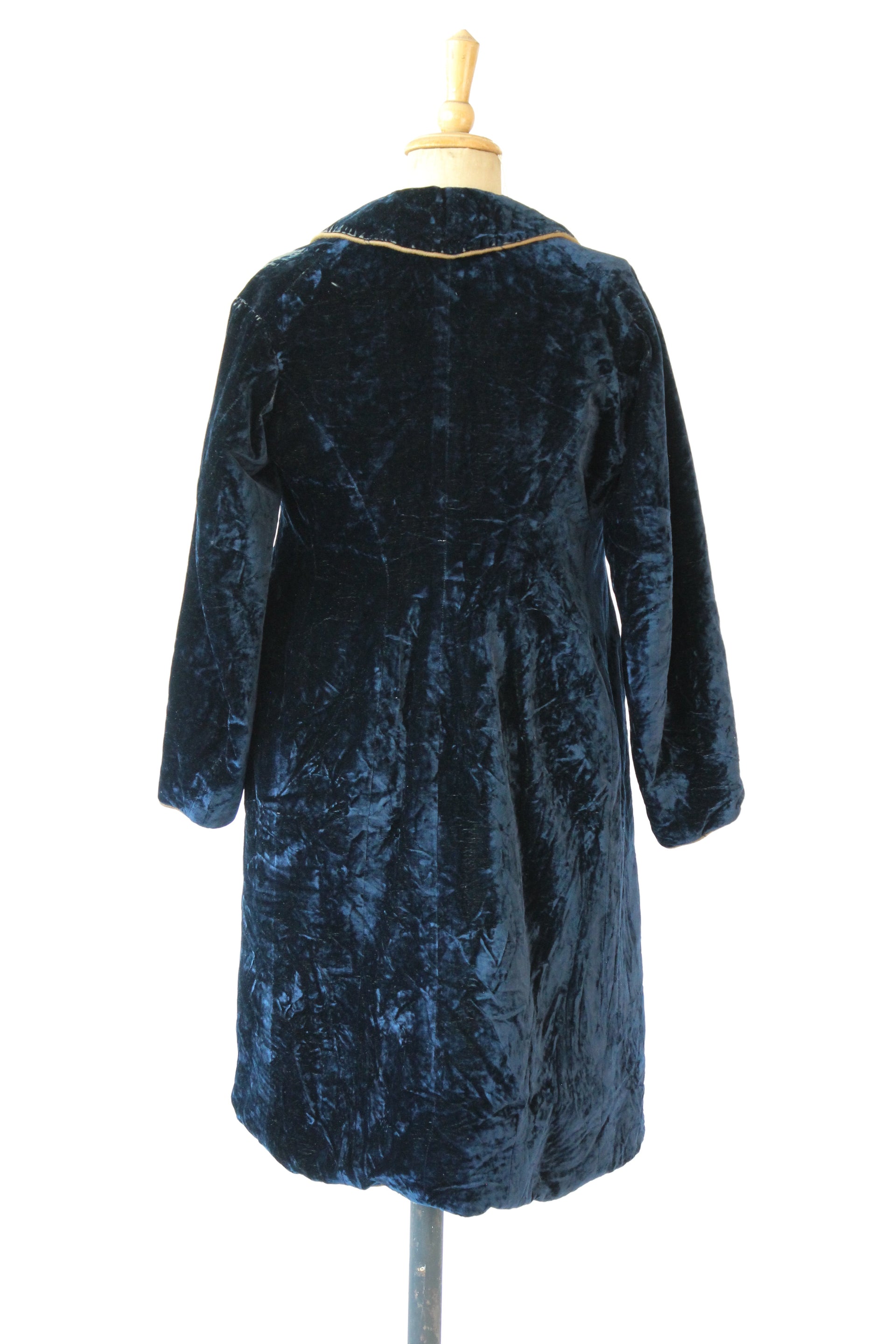 Antique Blue Velvet Coat // Size XS/S