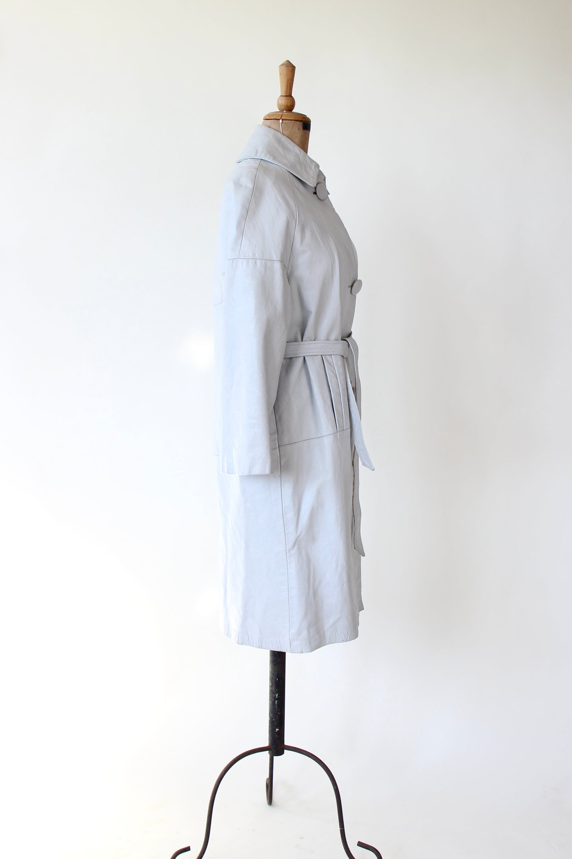 1950s Vintage Light Grey Leather Swing Coat // Size M/L