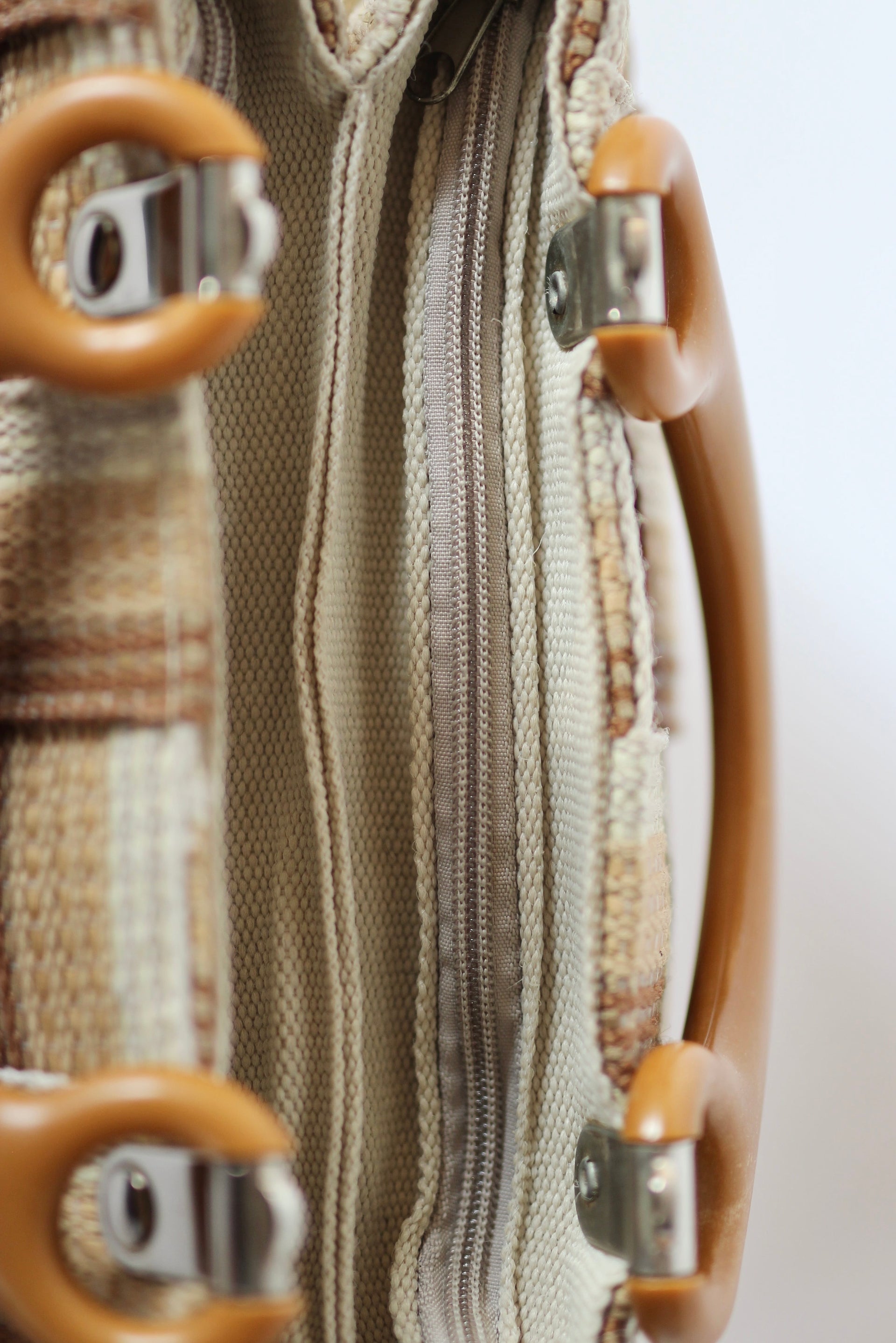 1960s Vintage Italien Bag in Striped Grosgrain