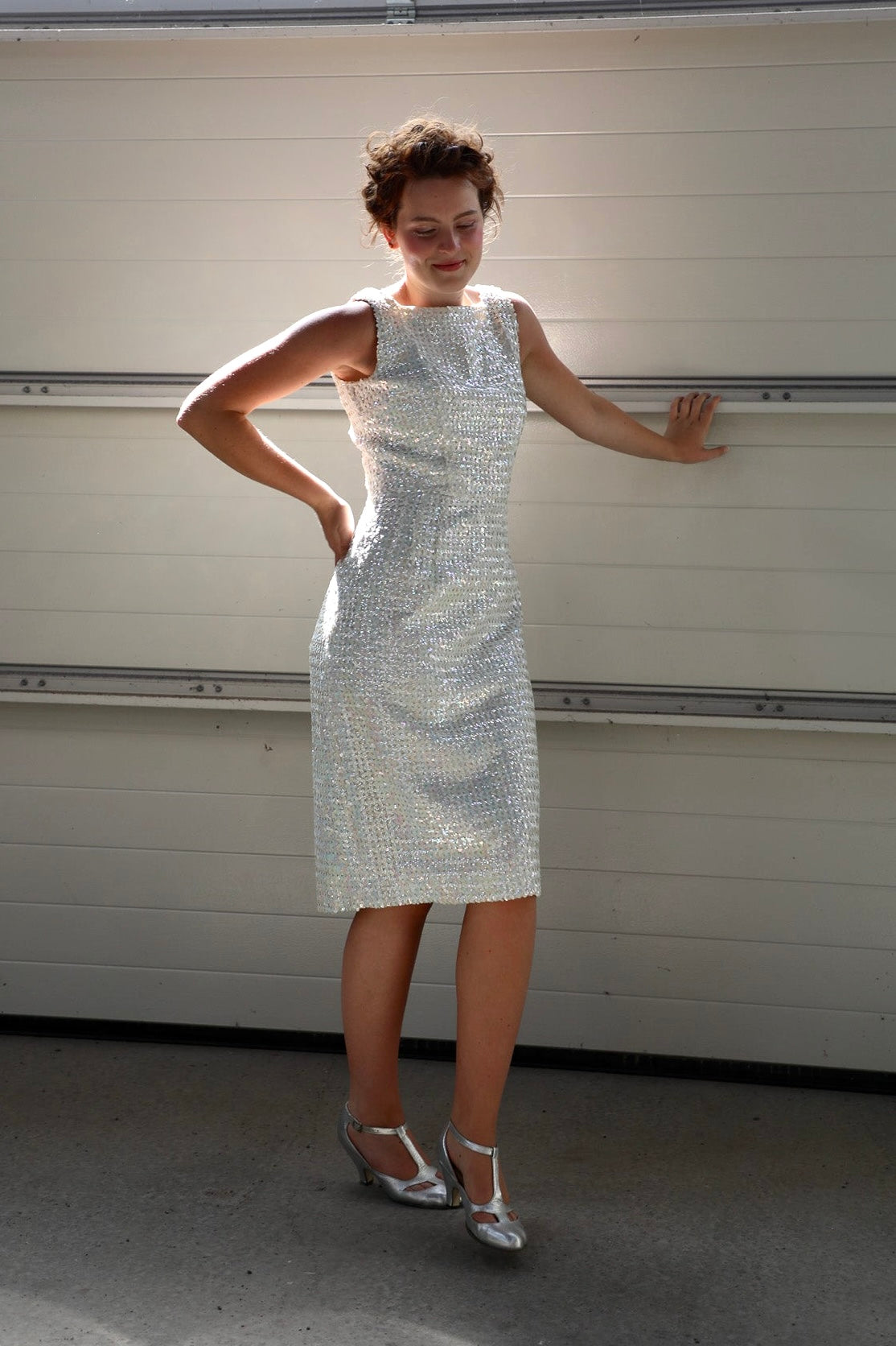 1960s White Vintage Sequin Dress//Size S/M