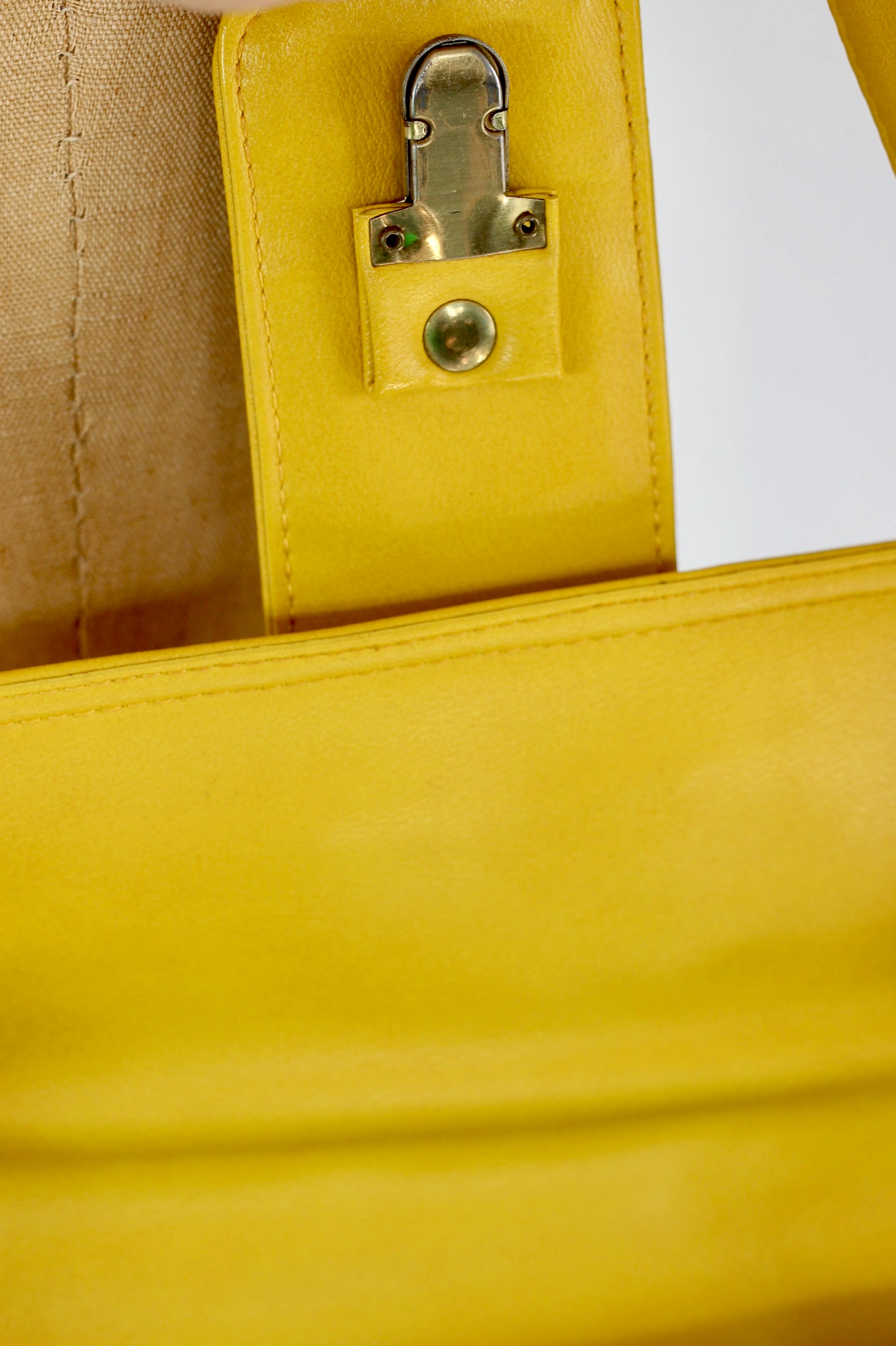 1970s Vintage Yellow Vinyl Shoulder Strap Bag