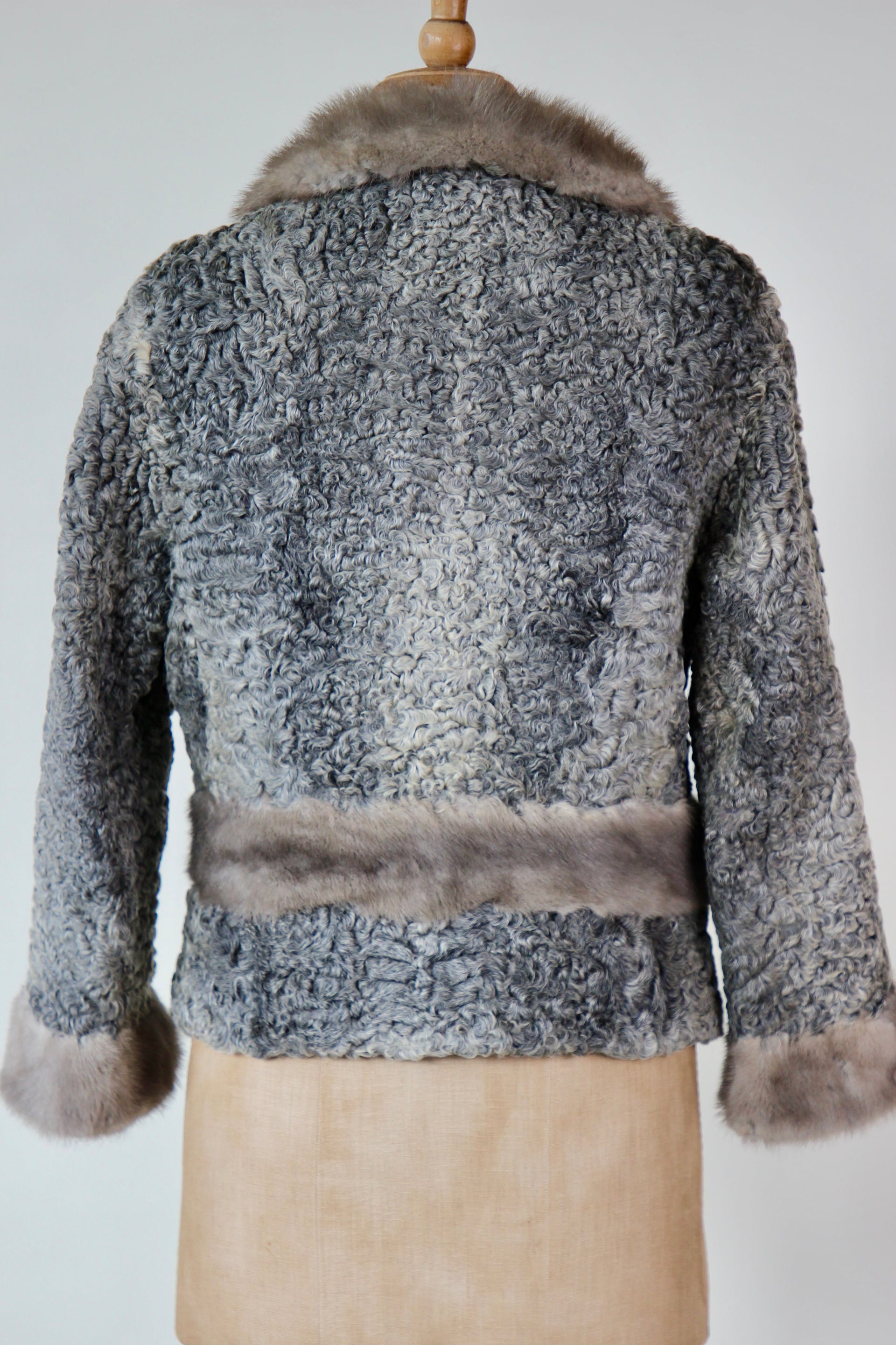 1950s Vintage Grey Lamb Fur and Mink Fur Short Jacket // Size M