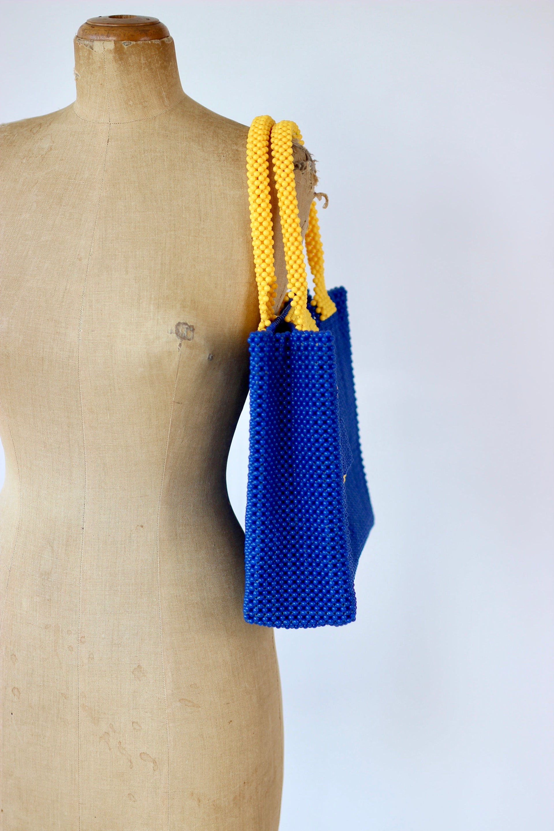 Vintage Beaded Handbag in Blue and Yellow Plastic Beads