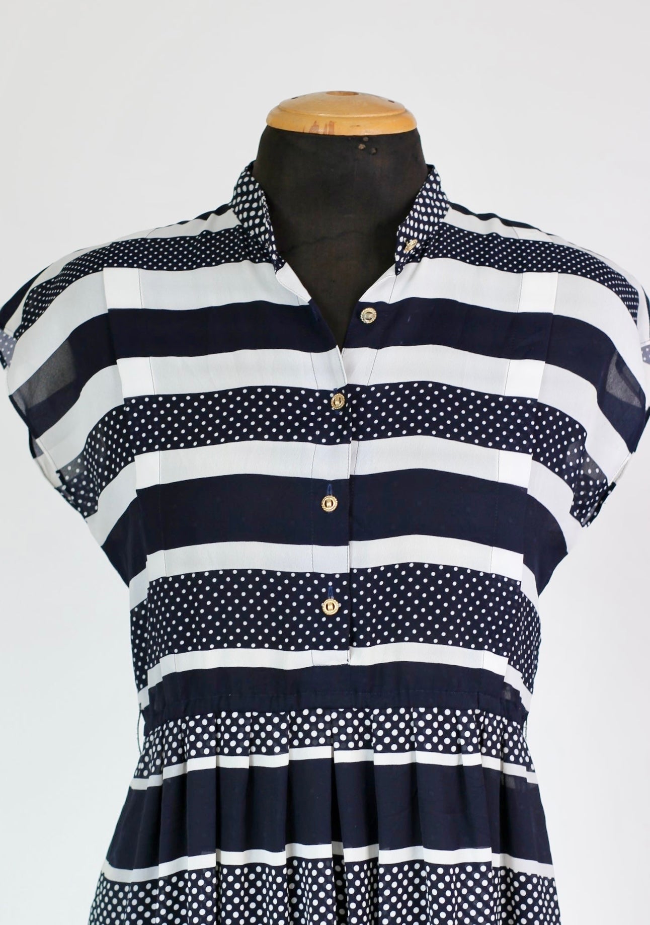Vintage White and Navy Blue Dress//Size L